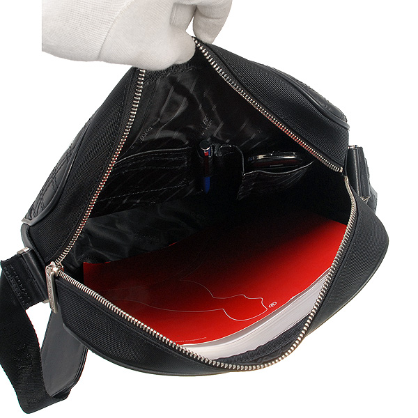 Сумка через плечо Dr.Koffer из натуральной кожи черная