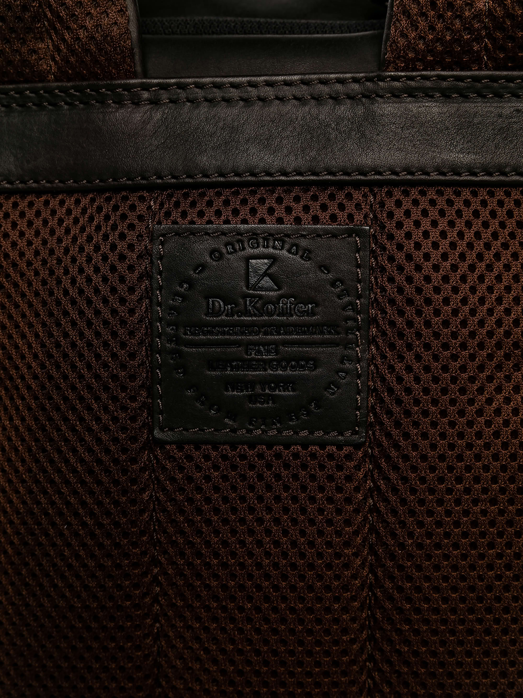 b402896-113-09 рюкзак B402896-113-09 со скидкой