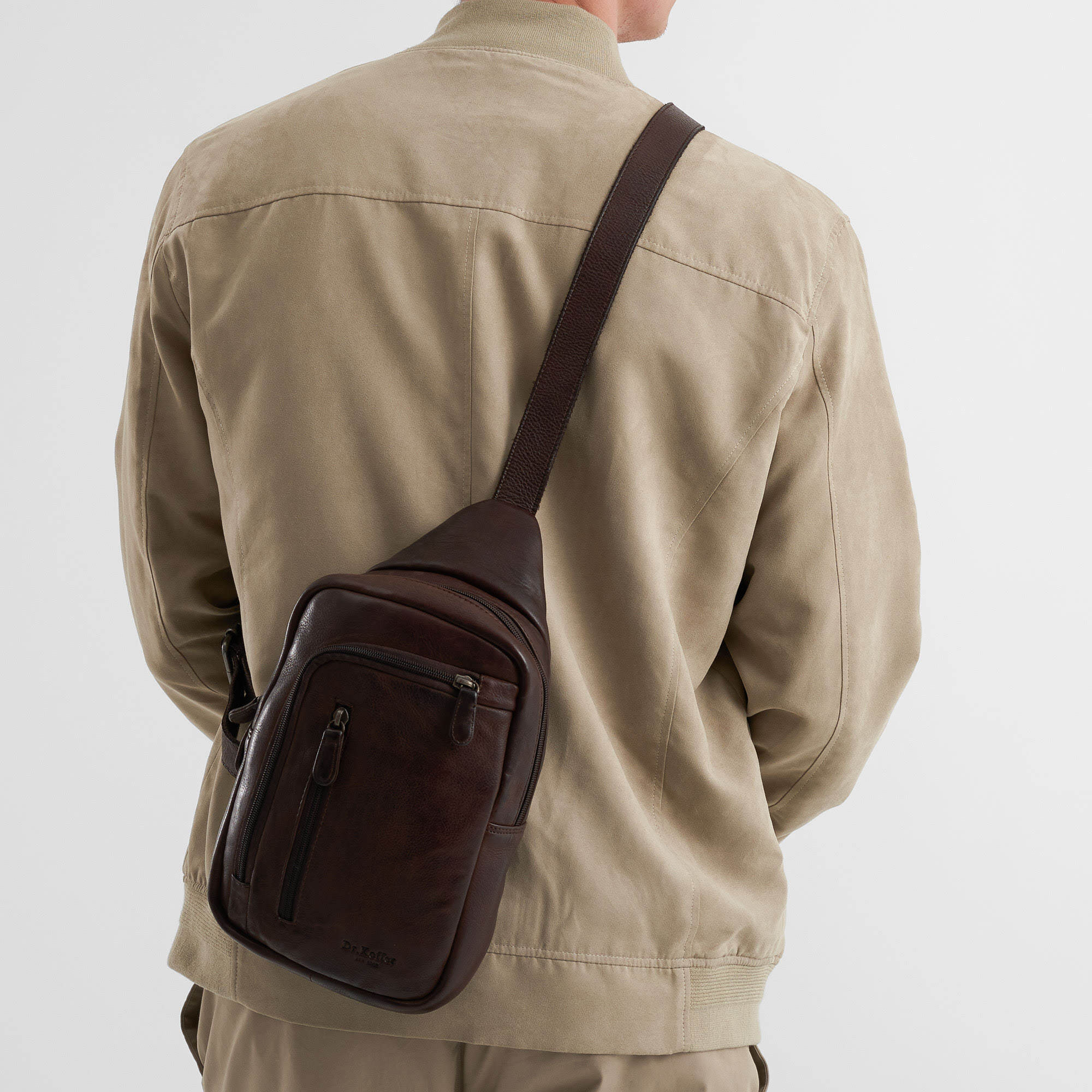 b402824-248-09 рюкзак B402824-248-09 со скидкой