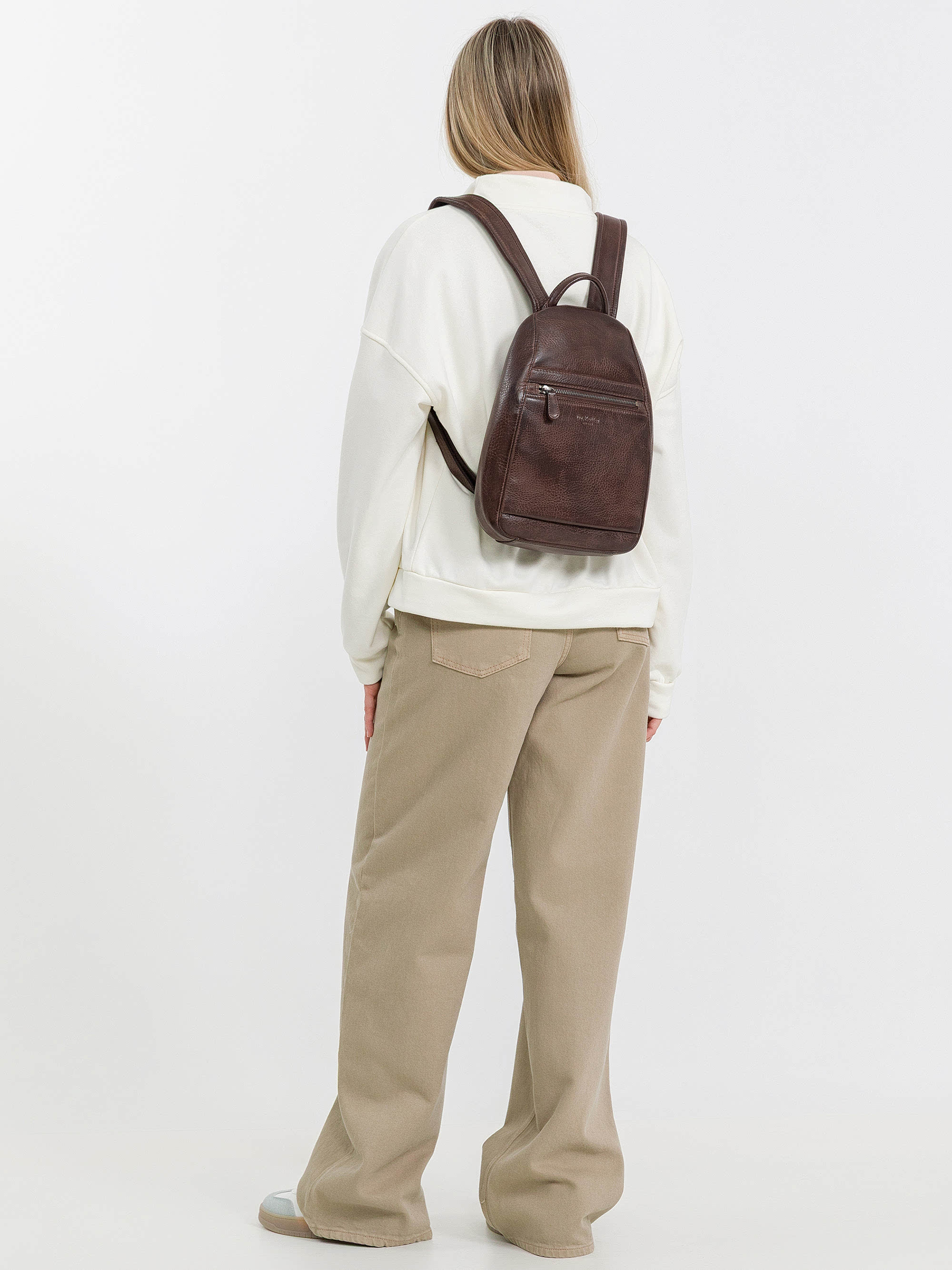 b402887-244-09 рюкзак B402887-244-09 на официальном сайте