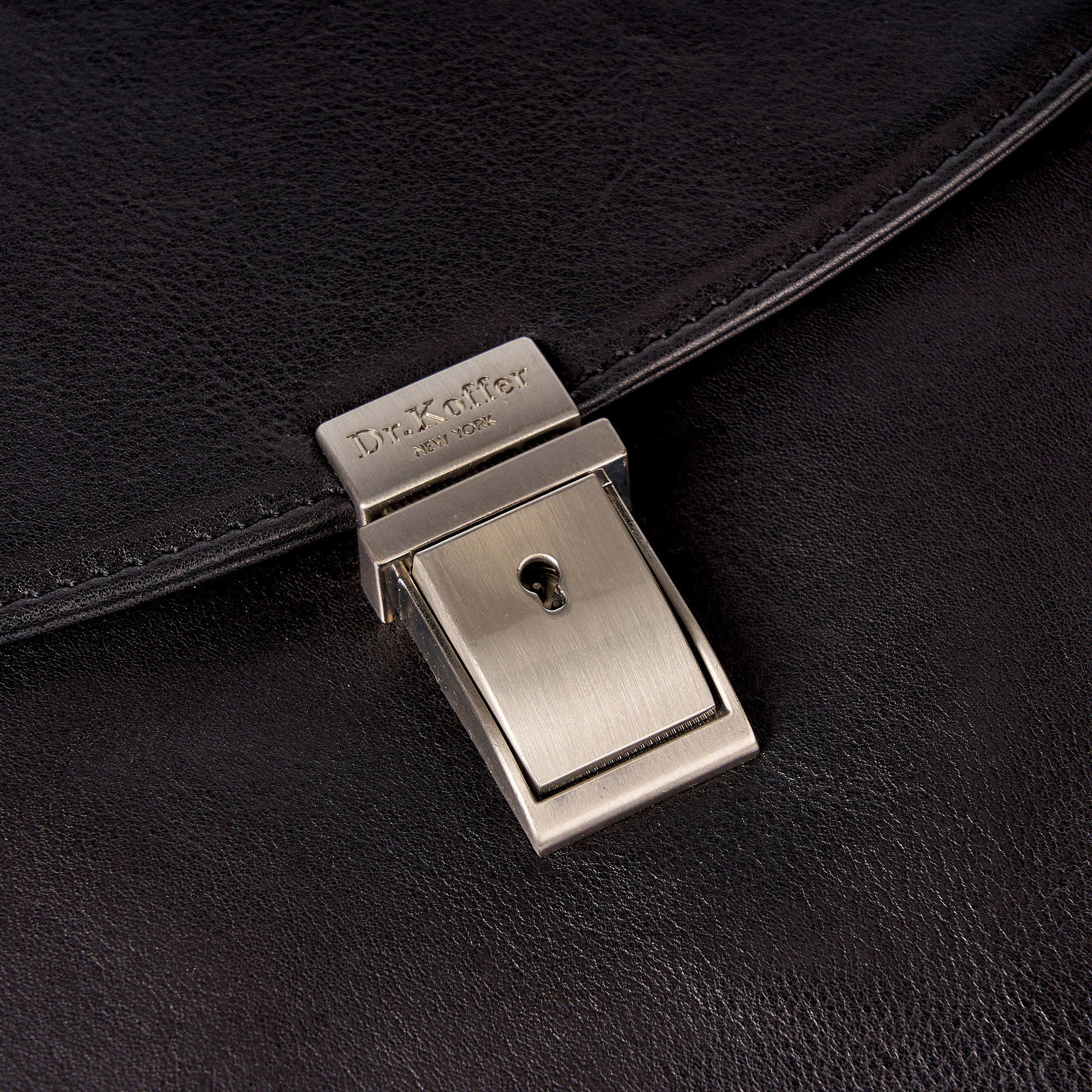 p402173-245-04 портфель P402173-245-04 со скидкой