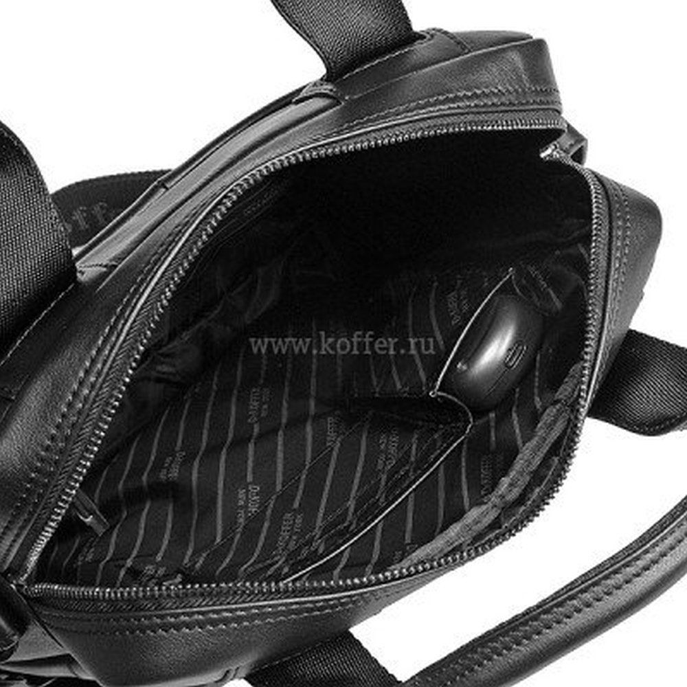 Сумка мужская из гладкой черной кожи с короткими ручками и плечевым ремнем Dr.Koffer B402316-41-04
