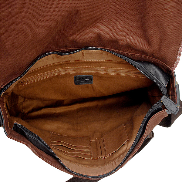 Сумка через плечо Dr.Koffer из натуральной кожи черная