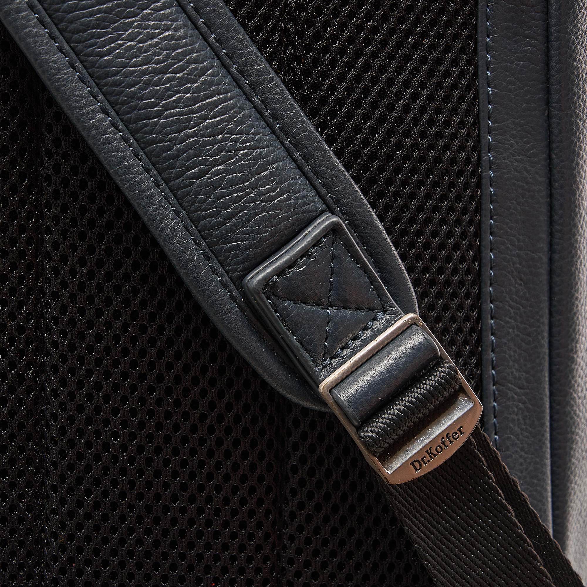 b402623-260-60 рюкзак B402623-260-60 оригинал