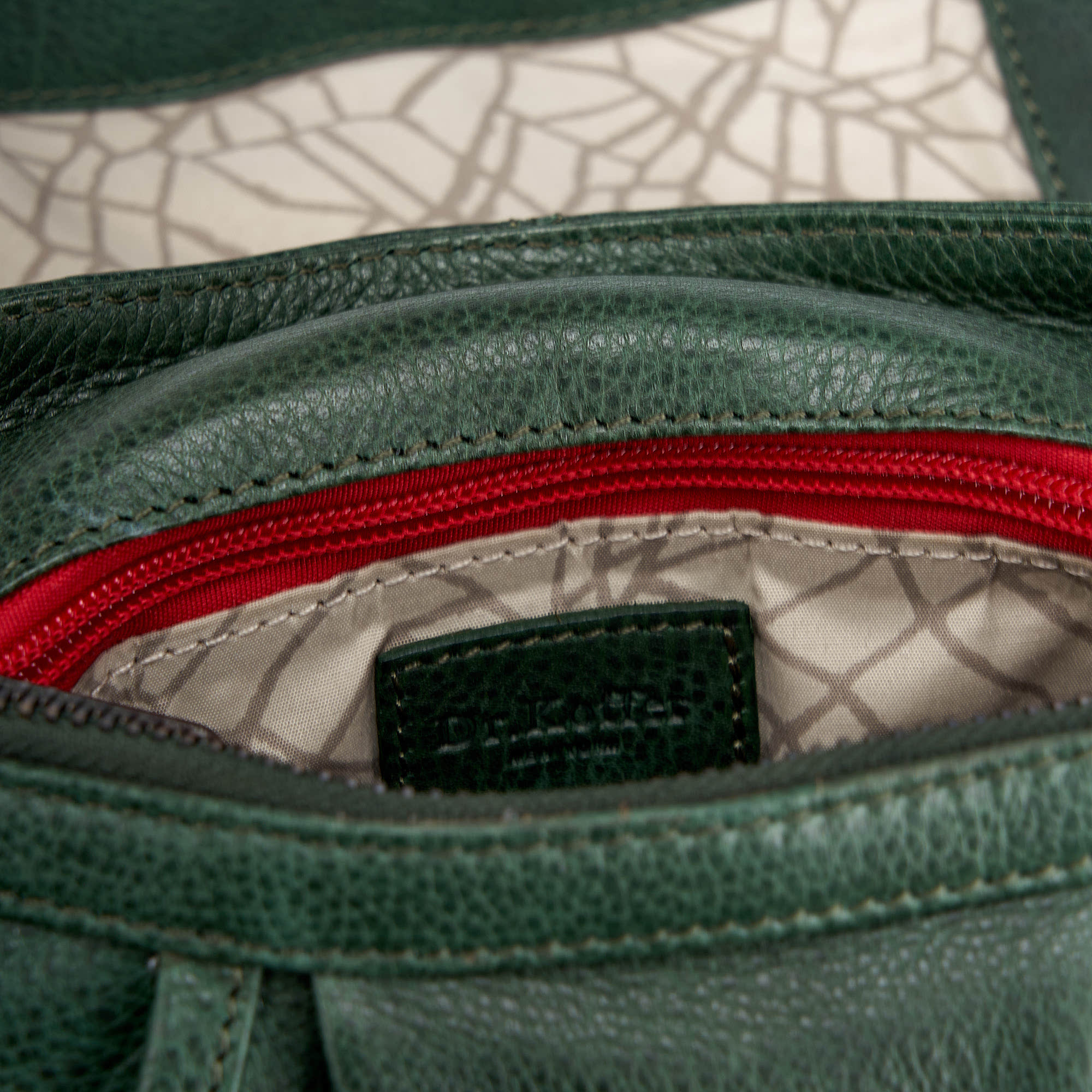 b402855-154-65 рюкзак B402855-154-65 на официальном сайте