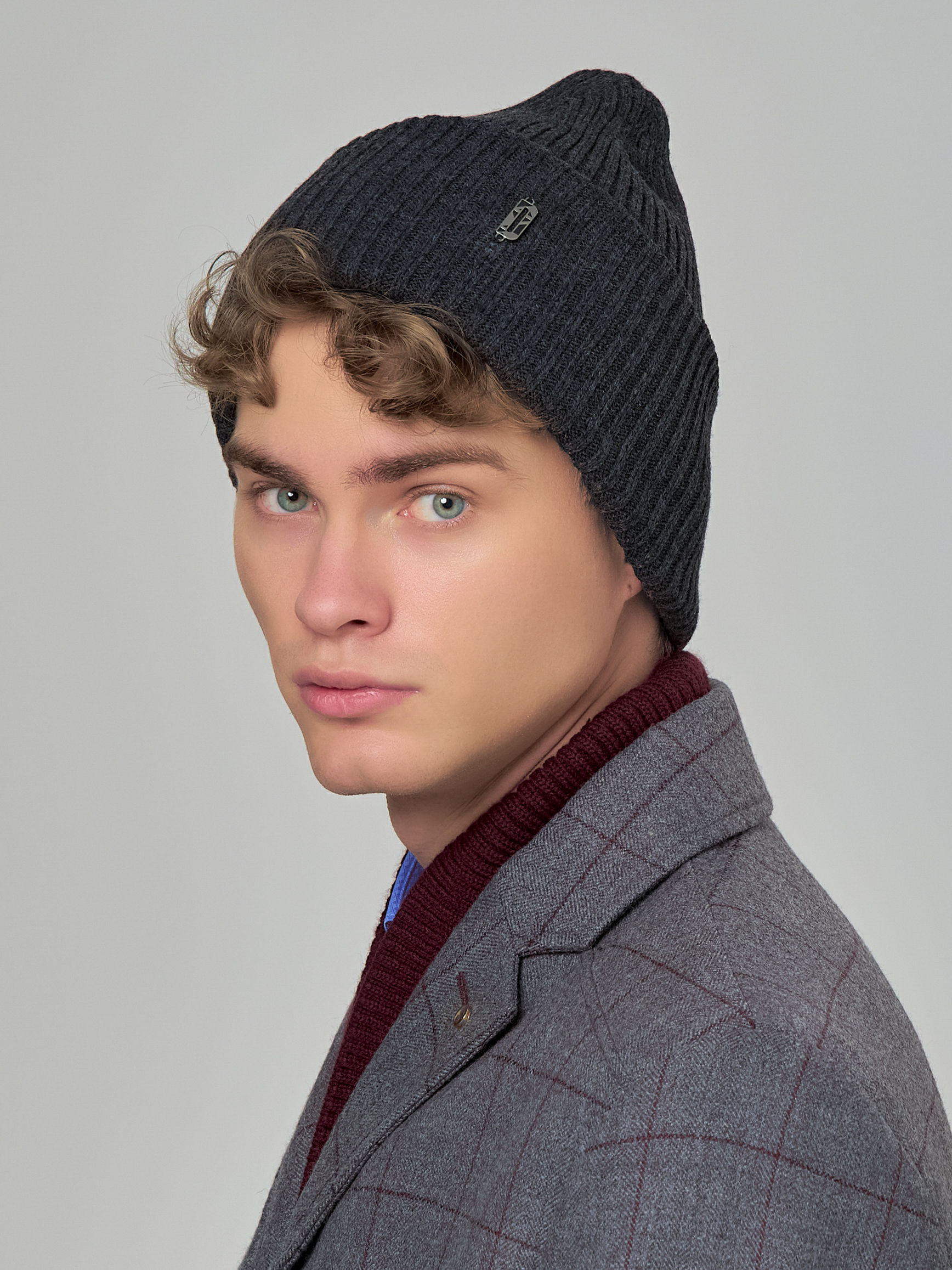 

Др.Коффер M-81011-82 шапка