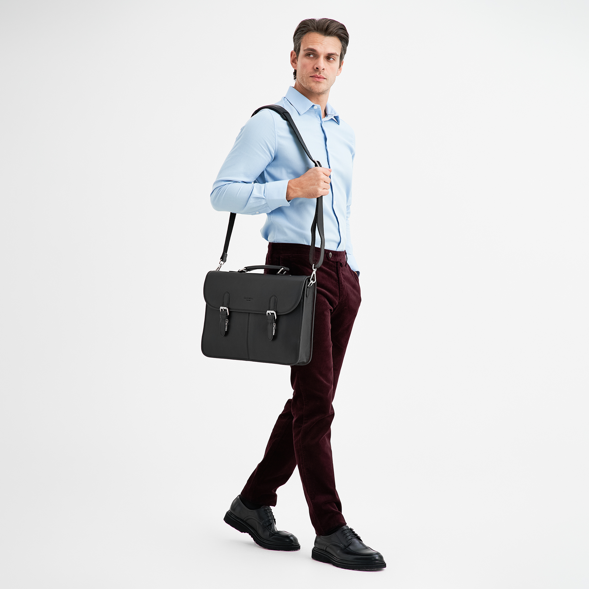 

Др.Коффер B402807-247-04 портфель