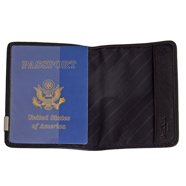 Обложка для паспорта из кожи черного цвета Dr.Koffer X244512-02-04