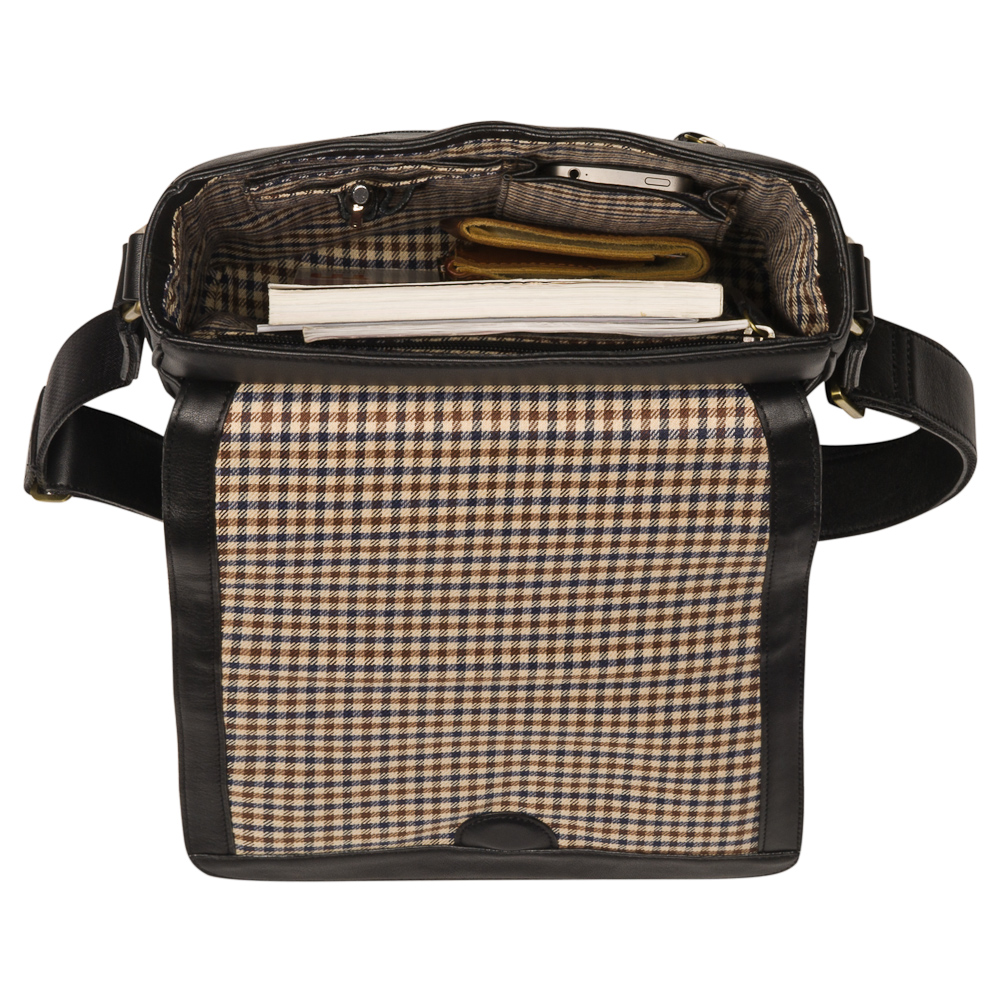 Сумка через плечо Dr.Koffer из натуральной кожи черная