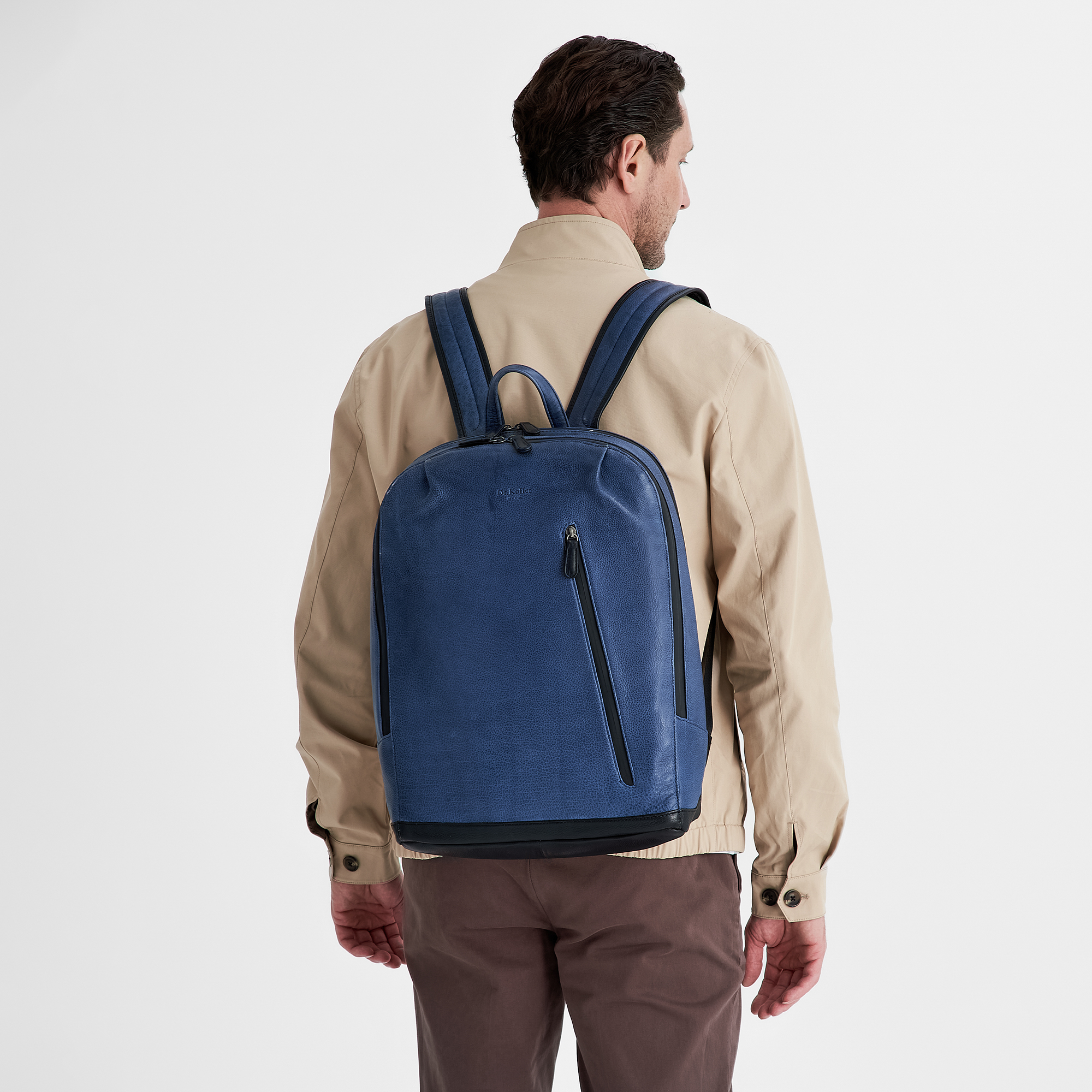 b402781-154-60_04 рюкзак B402781-154-60_04 на официальном сайте