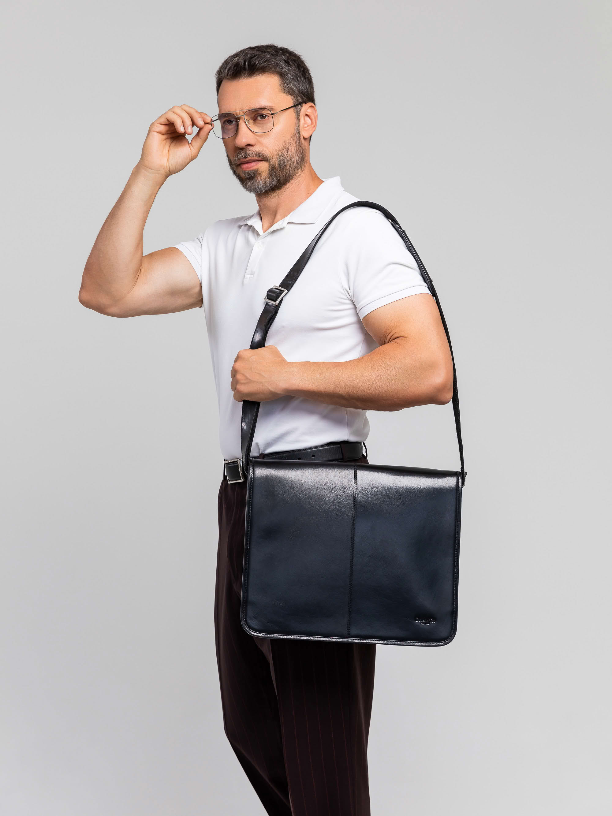 b402882-91-04 сумка для документов B402882-91-04 со скидкой