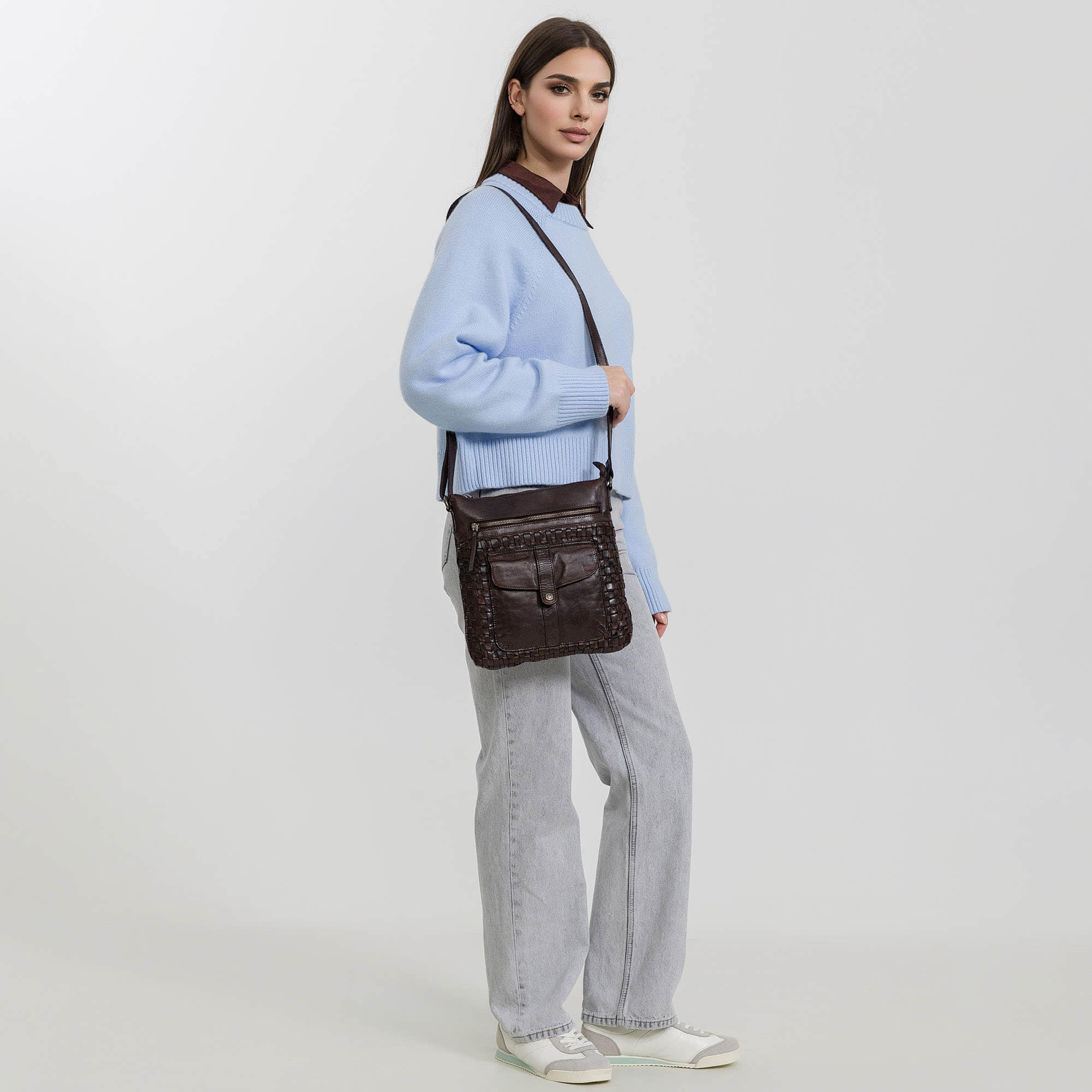 w620105-249-09 сумка через плечо W620105-249-09 по распродаже