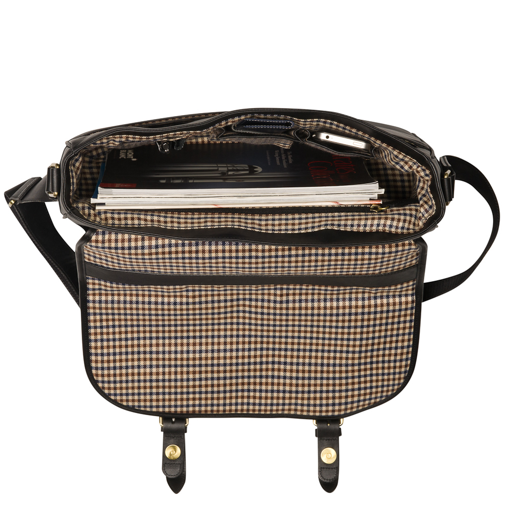 Деловая сумка Dr.Koffer из натуральной кожи черная