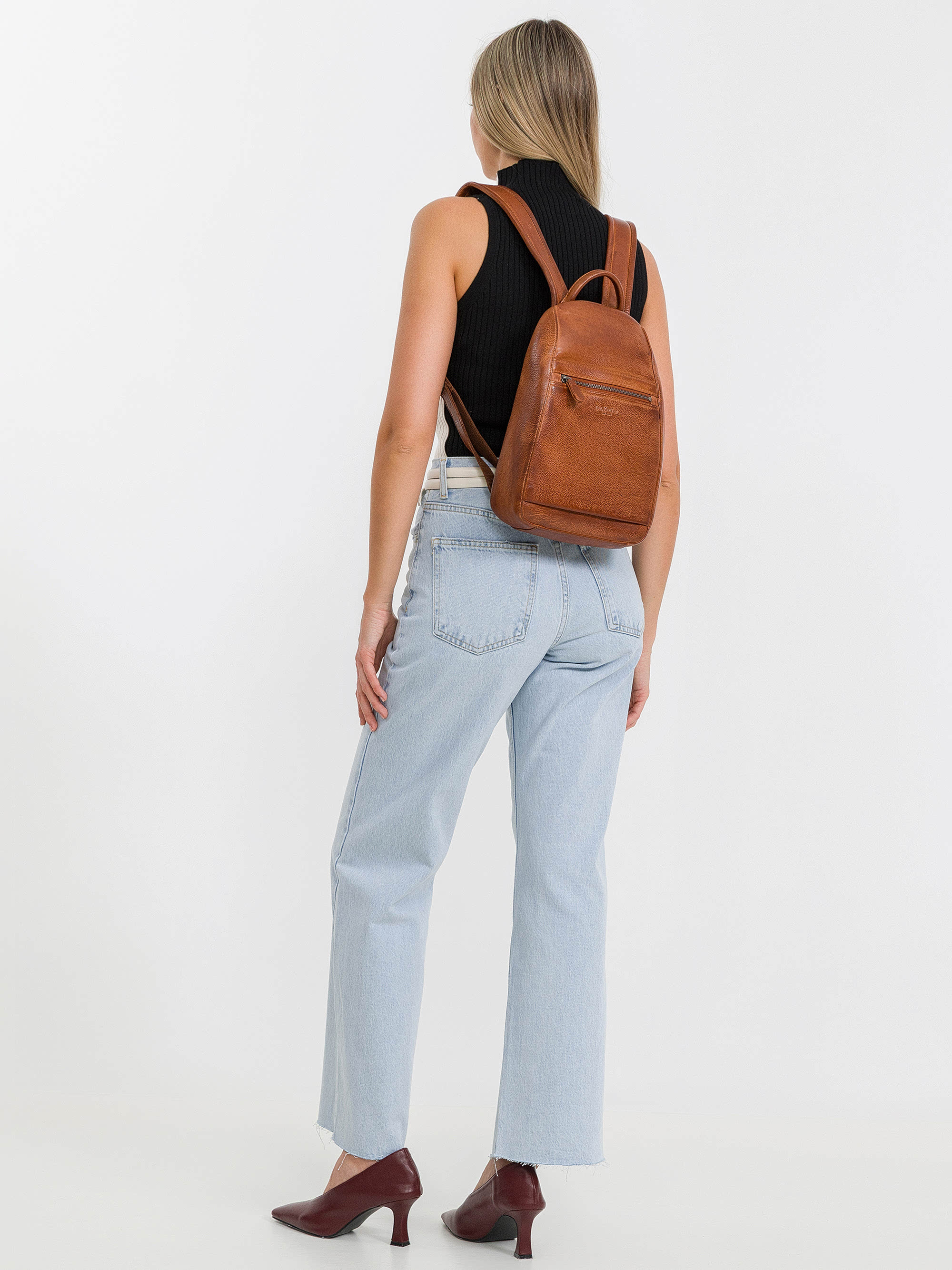 b402887-244-05 рюкзак B402887-244-05 со скидкой