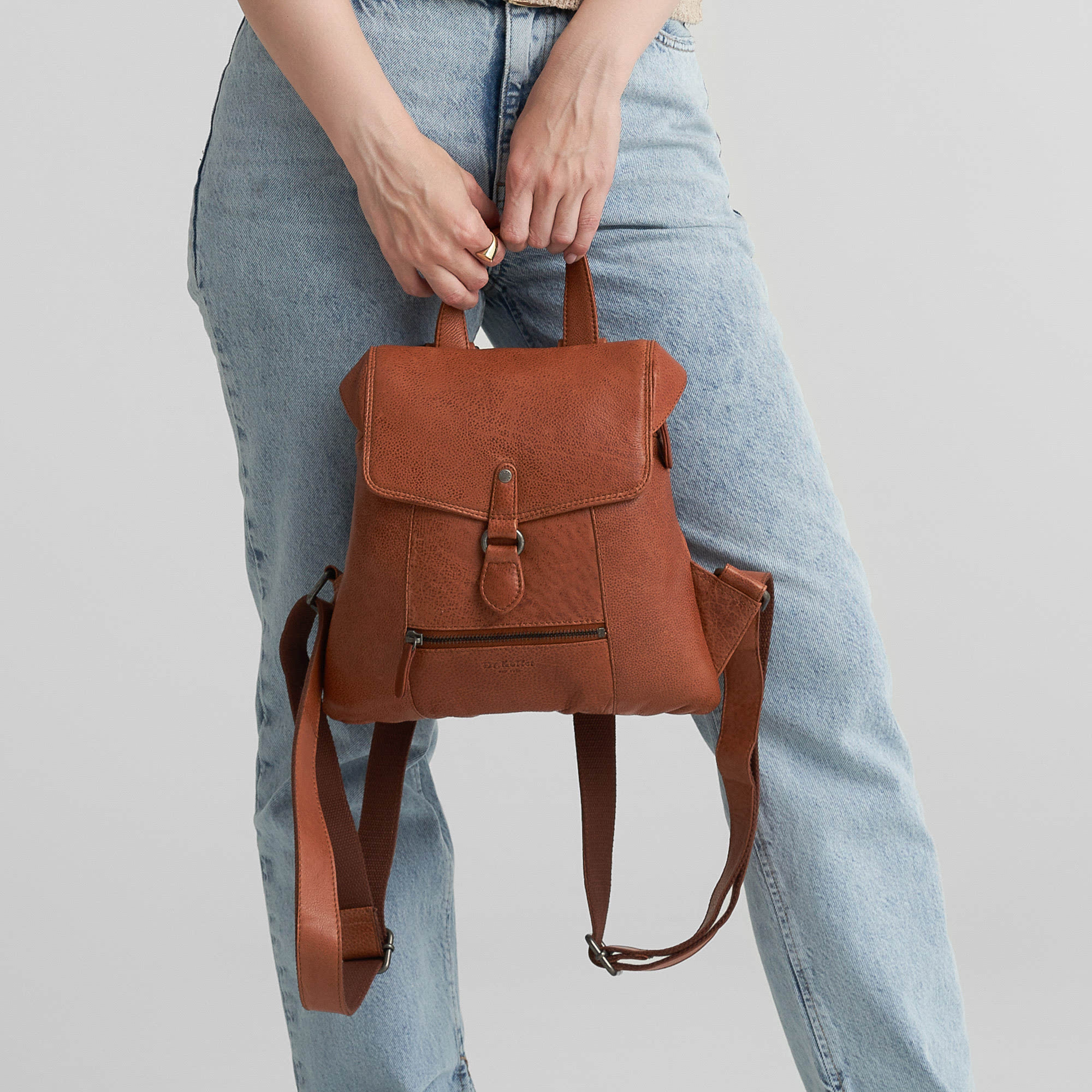 b402855-154-05 рюкзак B402855-154-05 в интернет магазине