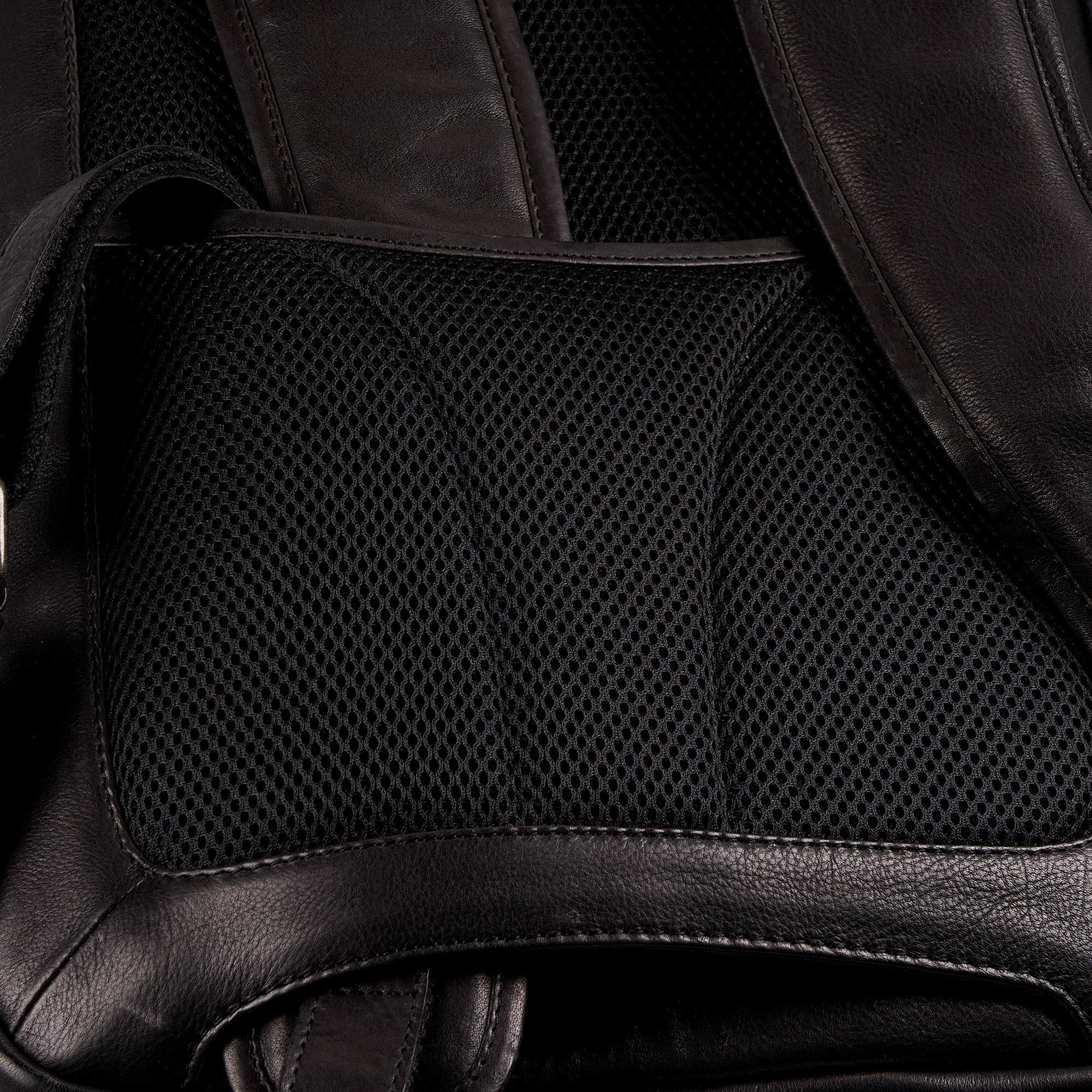 b402821-154-60_04 рюкзак B402821-154-60_04 по акции