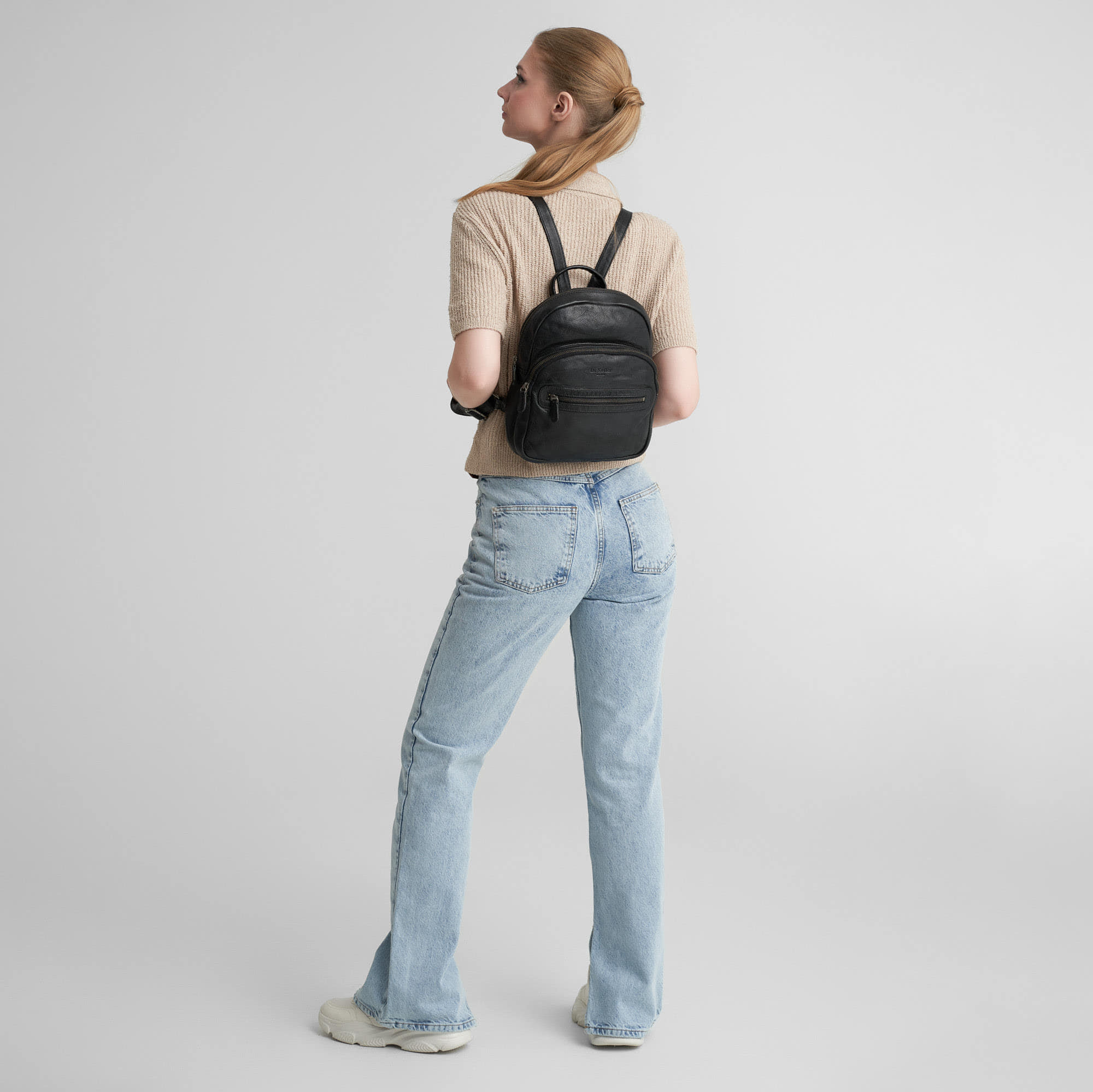 b402825-248-04 рюкзак B402825-248-04 со скидкой