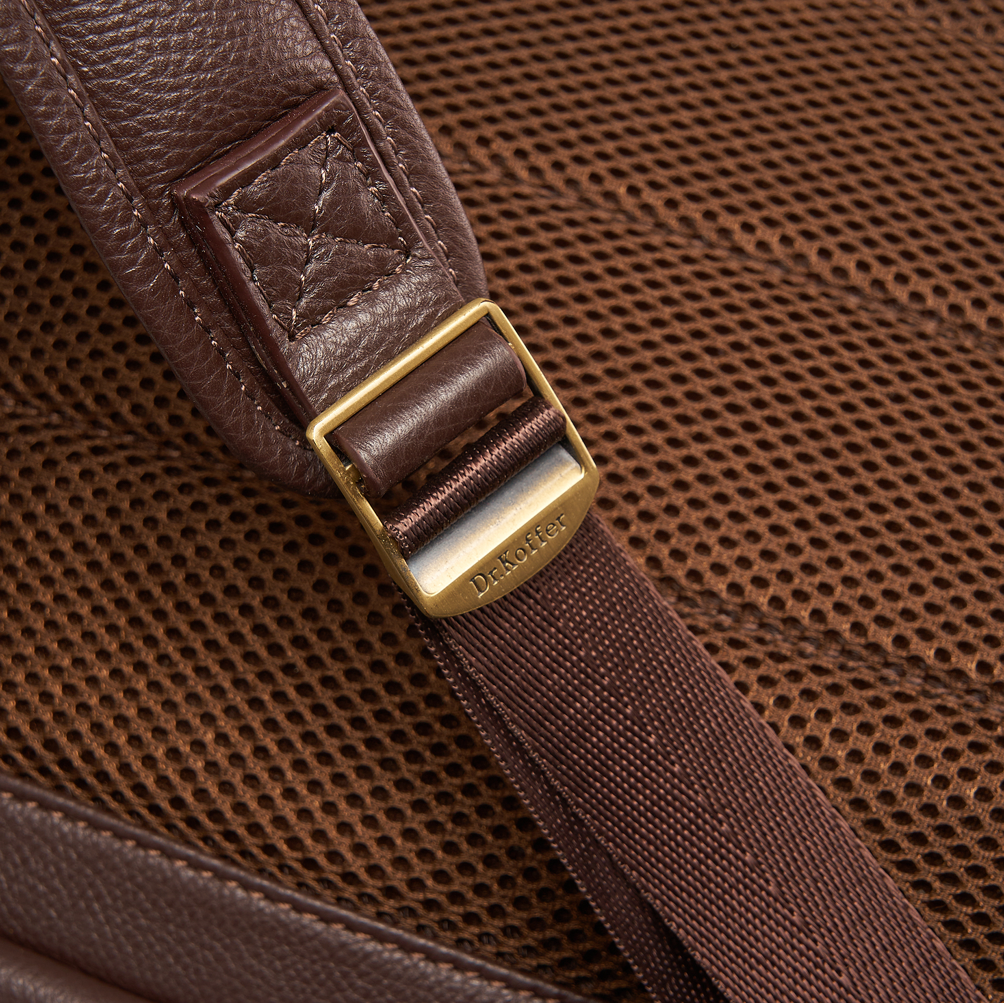 b402623-260-09 рюкзак B402623-260-09 по акции