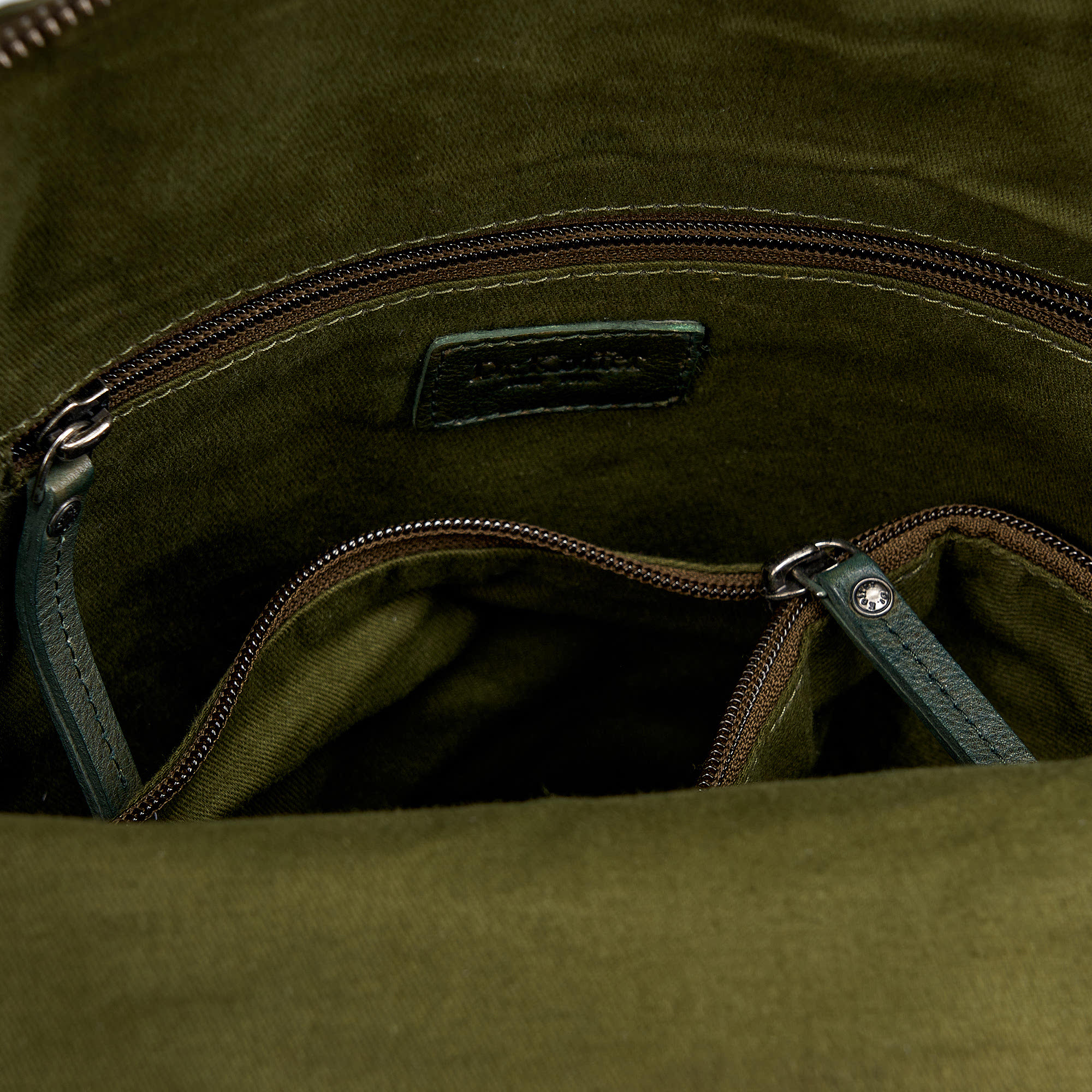 b402830-110-80 рюкзак B402830-110-80 на официальном сайте