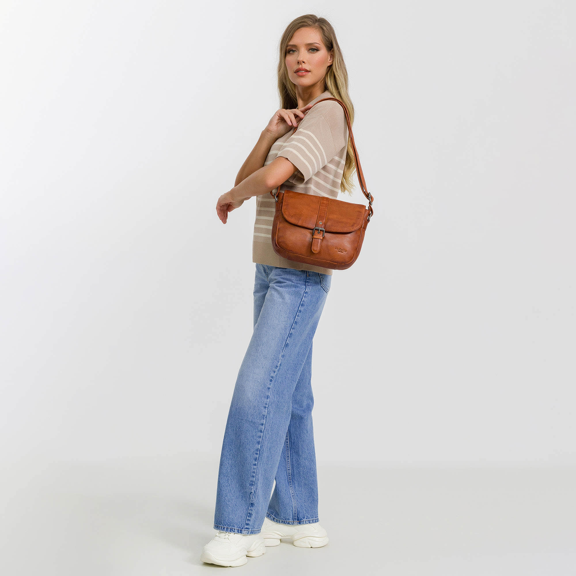 w620113-248-05 сумка через плечо W620113-248-05 по распродаже