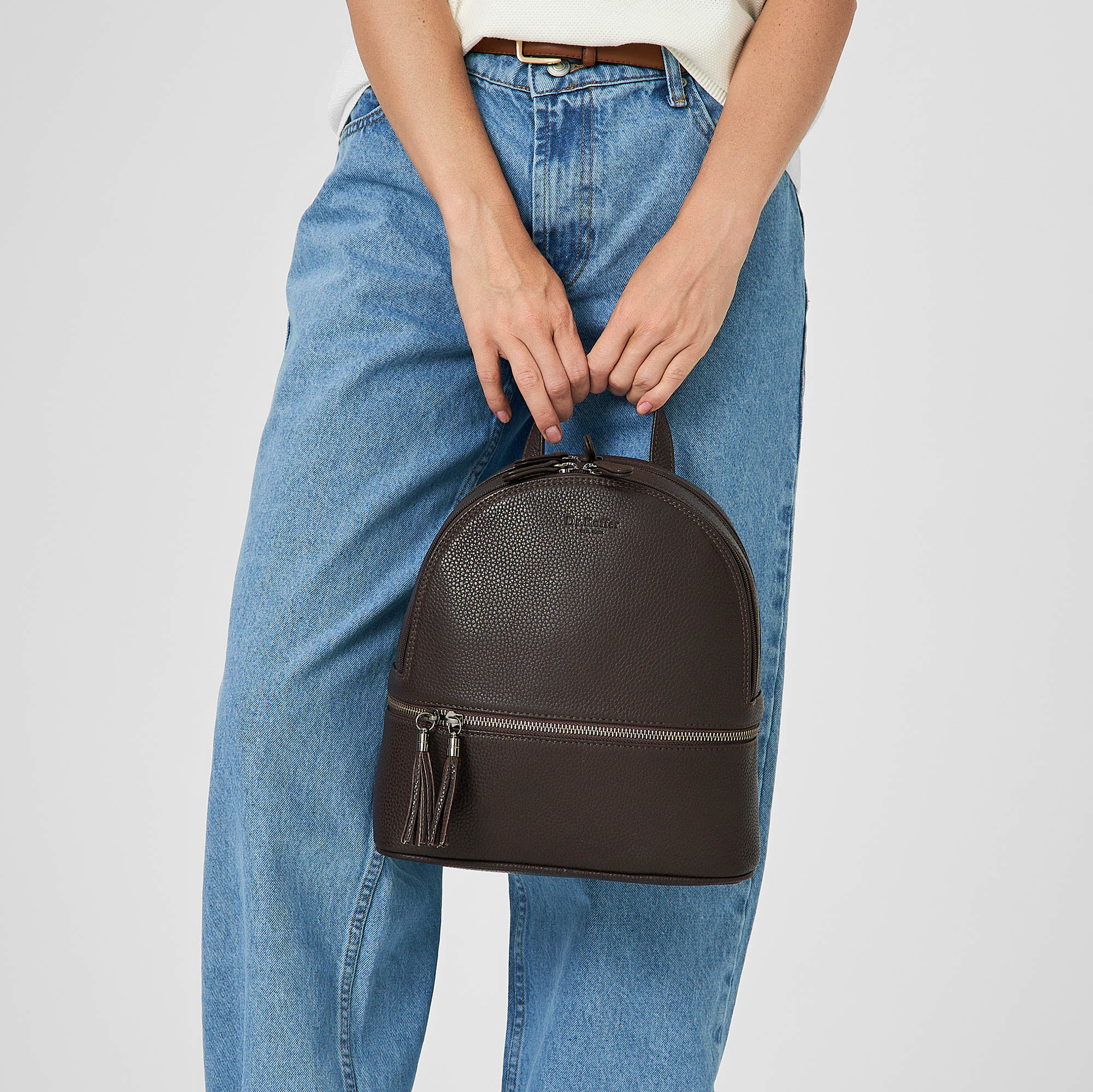 b402870-43-09 рюкзак B402870-43-09 по распродаже