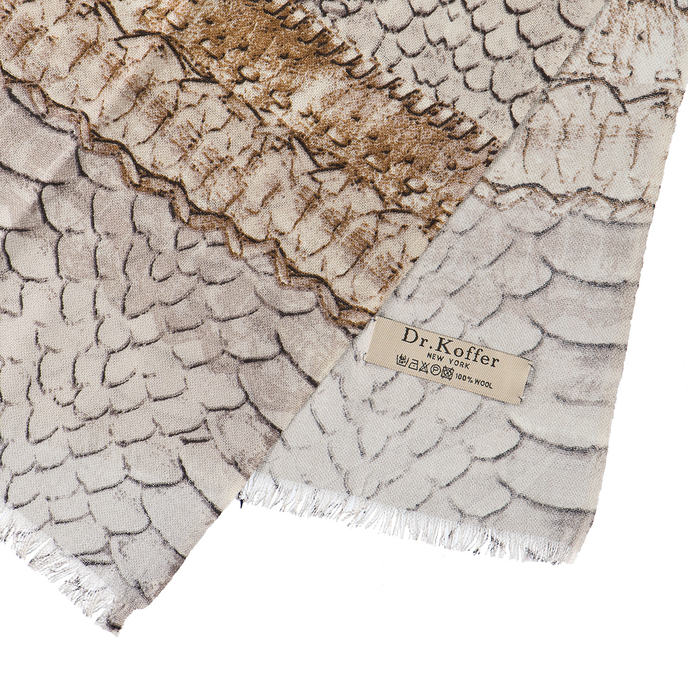 Легкий женский шарф нейтральной расцветки Dr.Koffer S810425-135-04