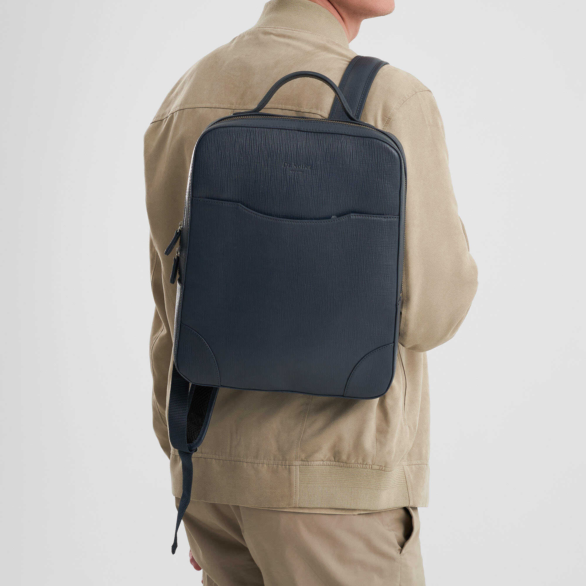 b402696-124-60 рюкзак B402696-124-60 со скидкой