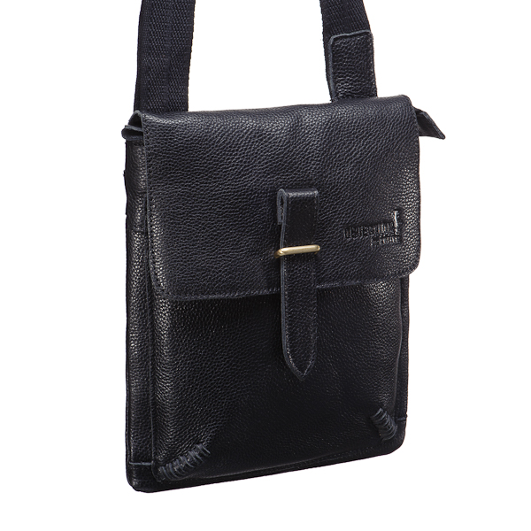 Сумка через плечо Dr.Koffer из натуральной кожи черная