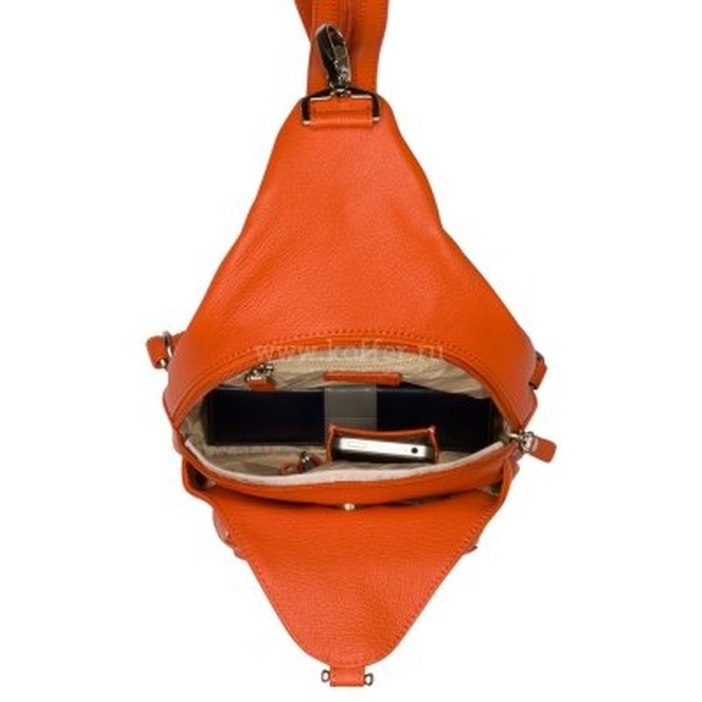 Молодежный кожаный рюкзак для девушек, с основным отделением на молнии Dr.Koffer B402384-170-63