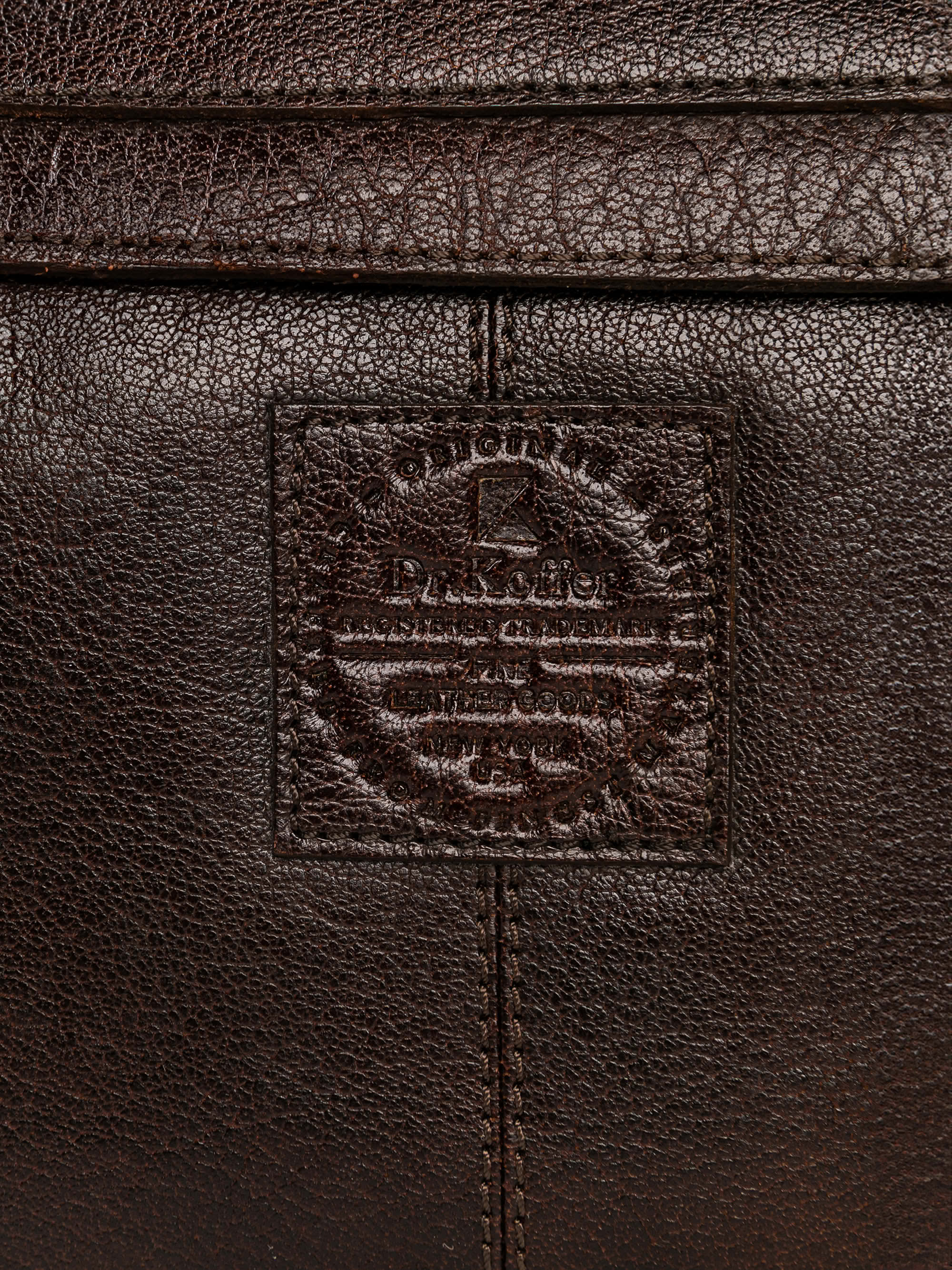 m402923-133-09 сумка через плечо M402923-133-09 на официальном сайте