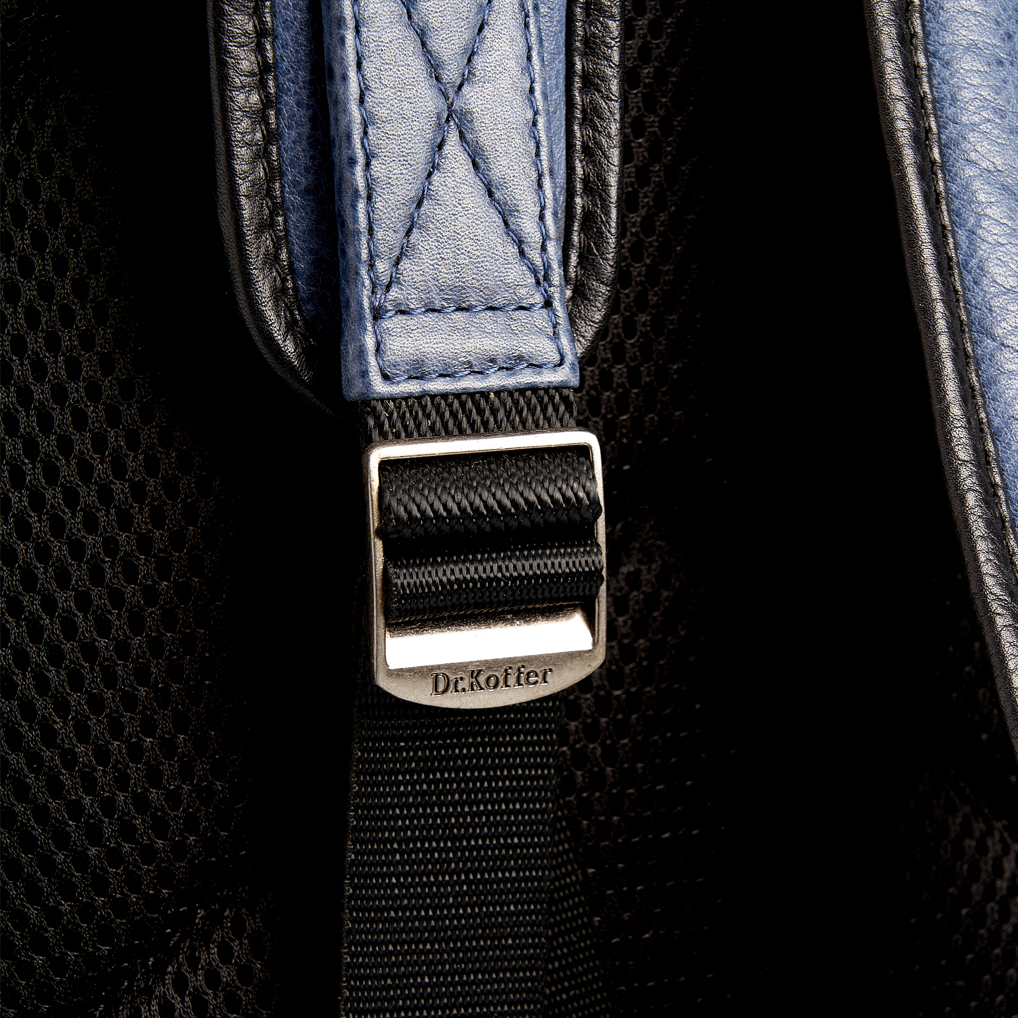 b402781-154-60_04 рюкзак B402781-154-60_04 по акции