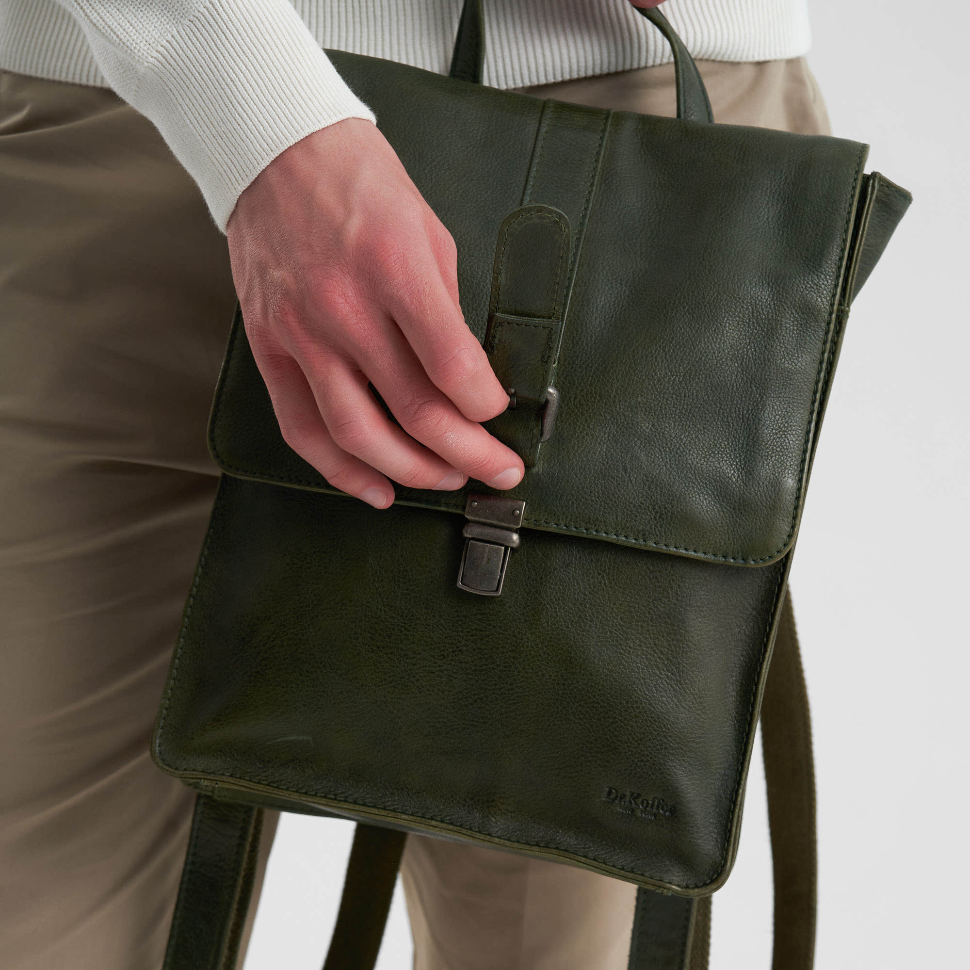 b402837-110-80 рюкзак B402837-110-80 со скидкой