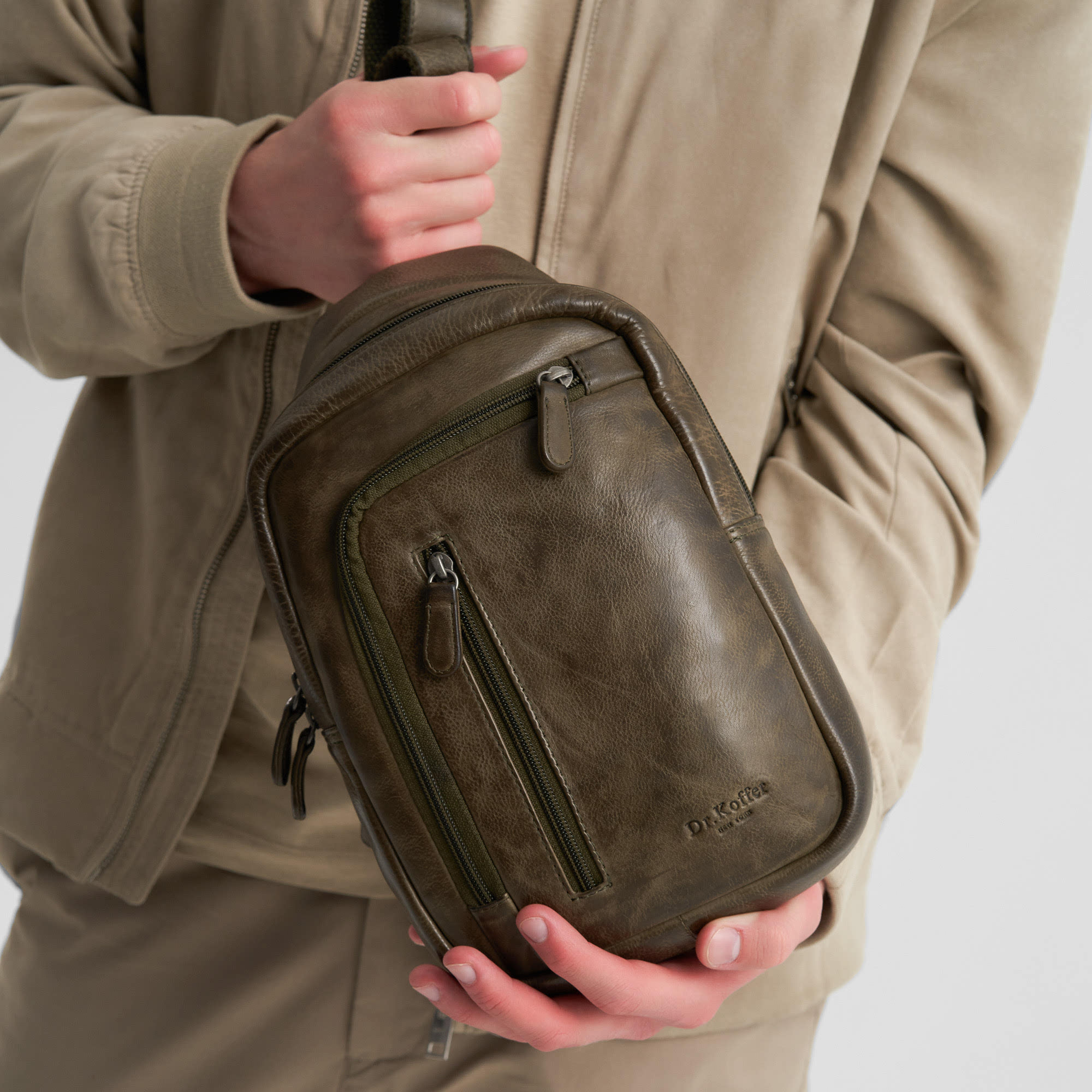 b402824-248-80 рюкзак B402824-248-80 на официальном сайте