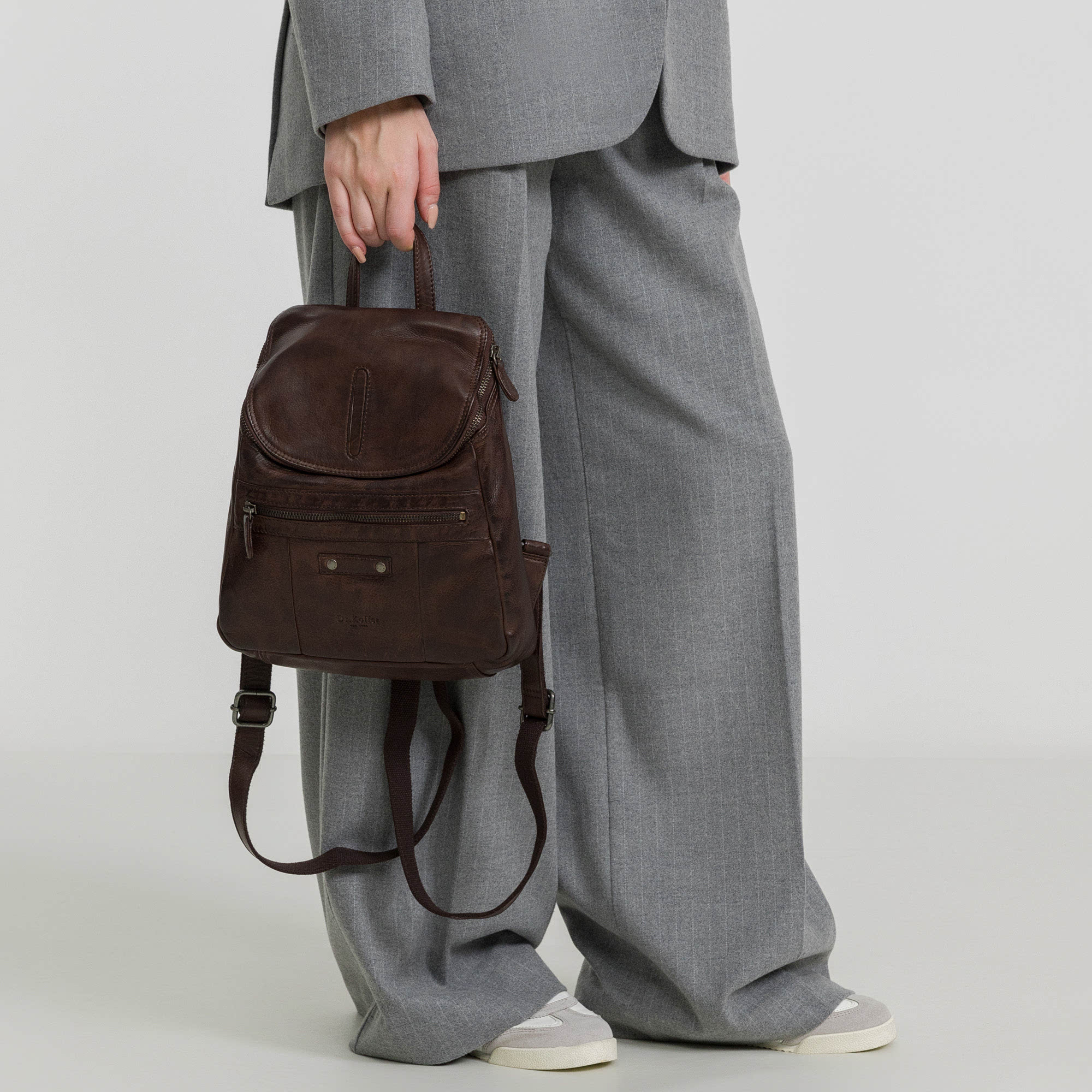 b402875-248-09 рюкзак B402875-248-09 на официальном сайте