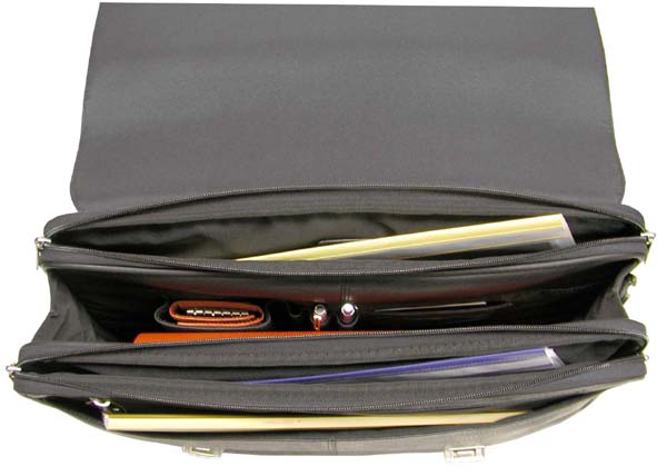 Вместительный портфель с 3-мя отделениями (черного цвета) Dr.Koffer P281270-01-04