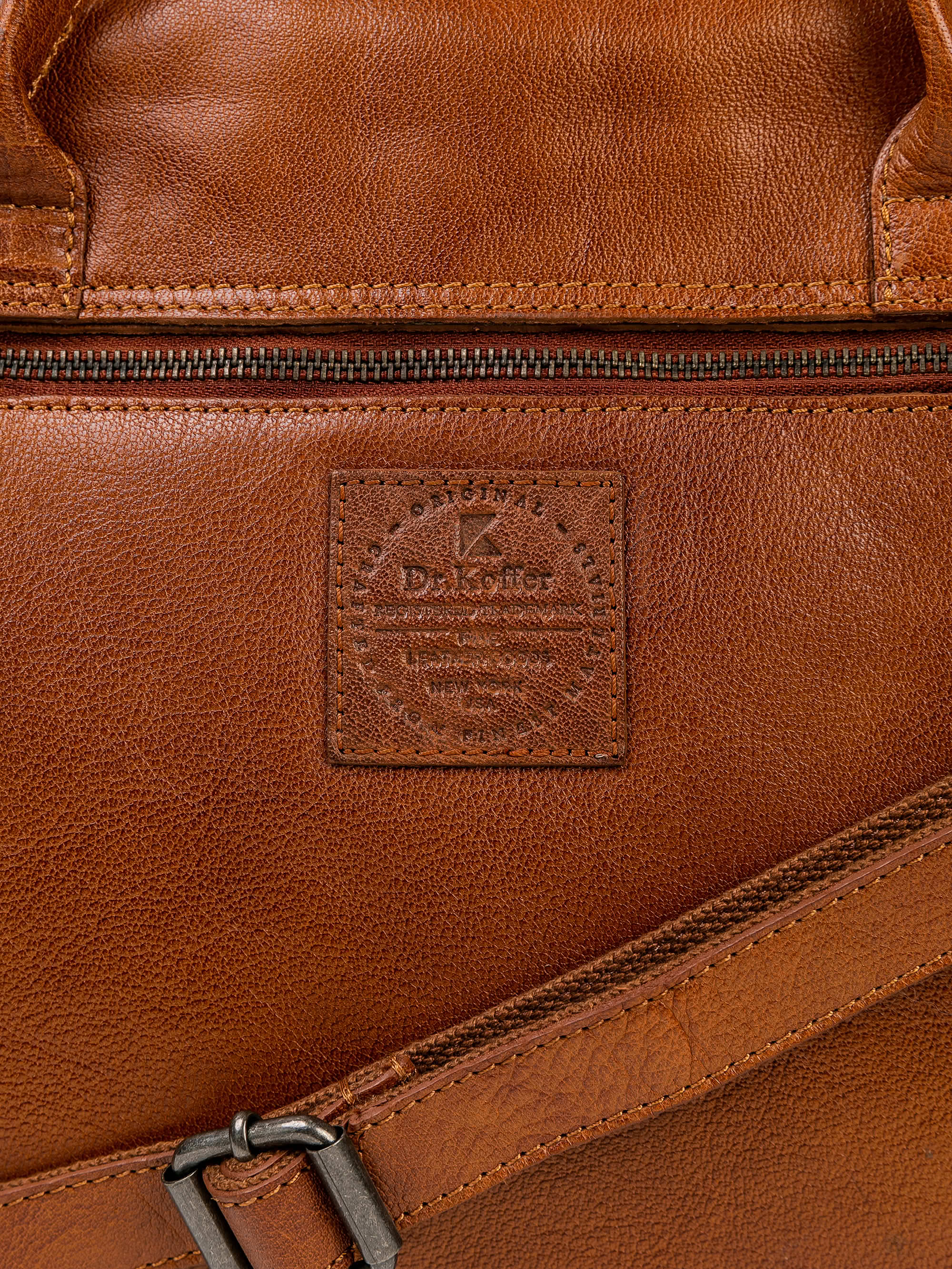 m402898-133-05 сумка для документов M402898-133-05 на официальном сайте