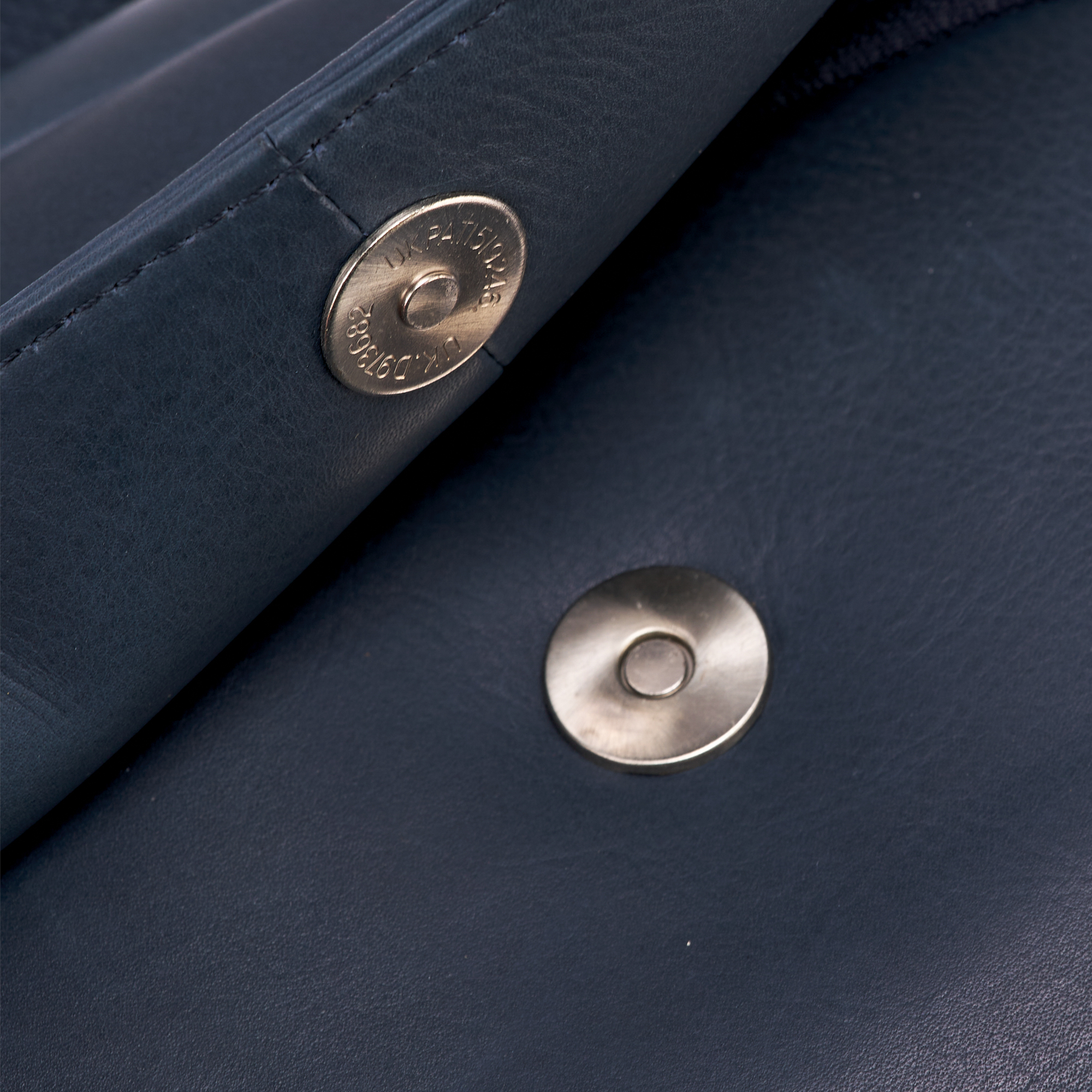 m402805-247-60 сумка через плечо M402805-247-60 в интернет магазине