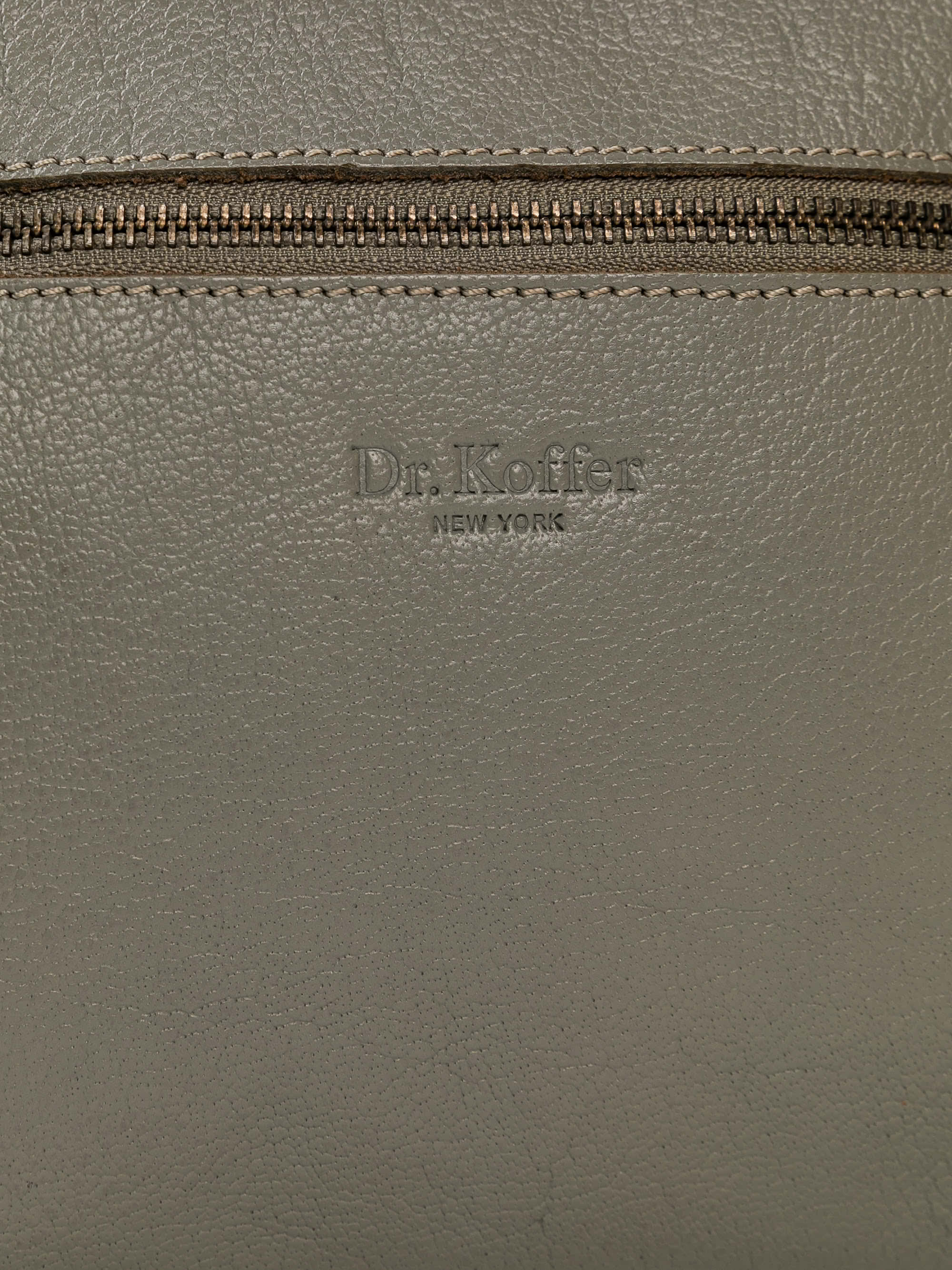 m402923-133-77 сумка через плечо M402923-133-77 по распродаже