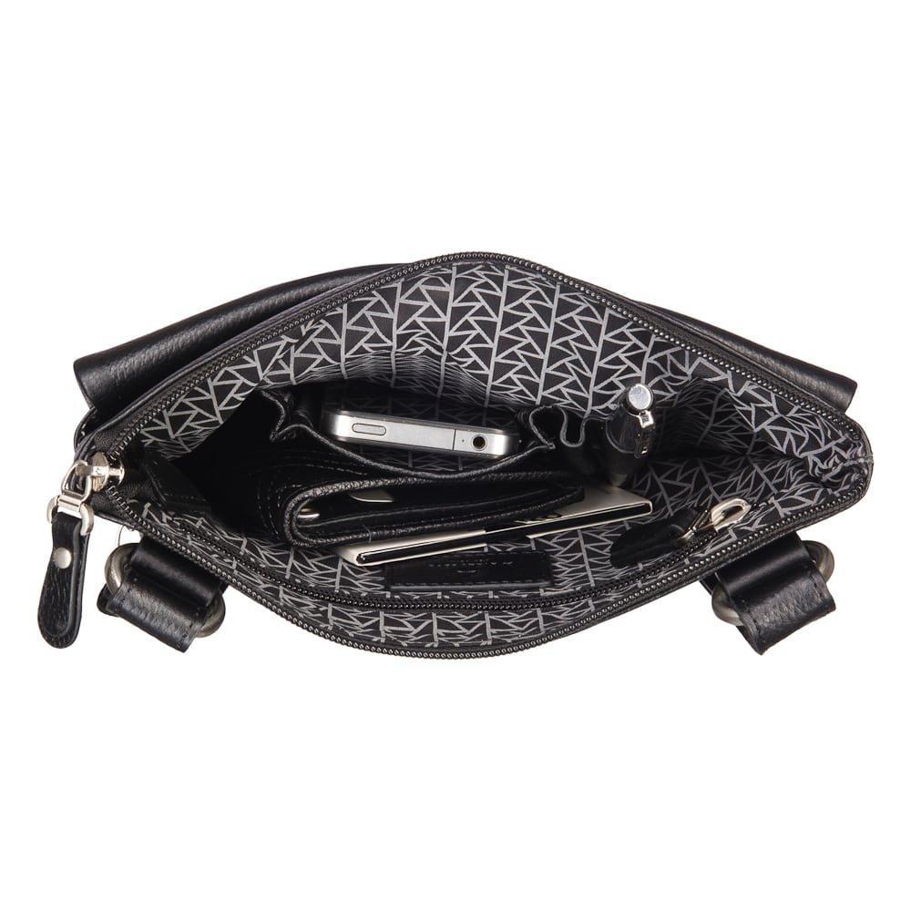 Сумка через плечо Dr.Koffer из натуральной кожи черная