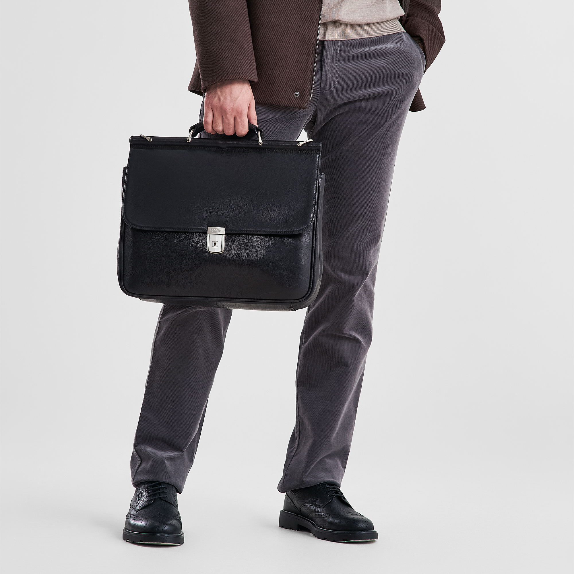 p402295-245-04 портфель P402295-245-04 купить с доставкой