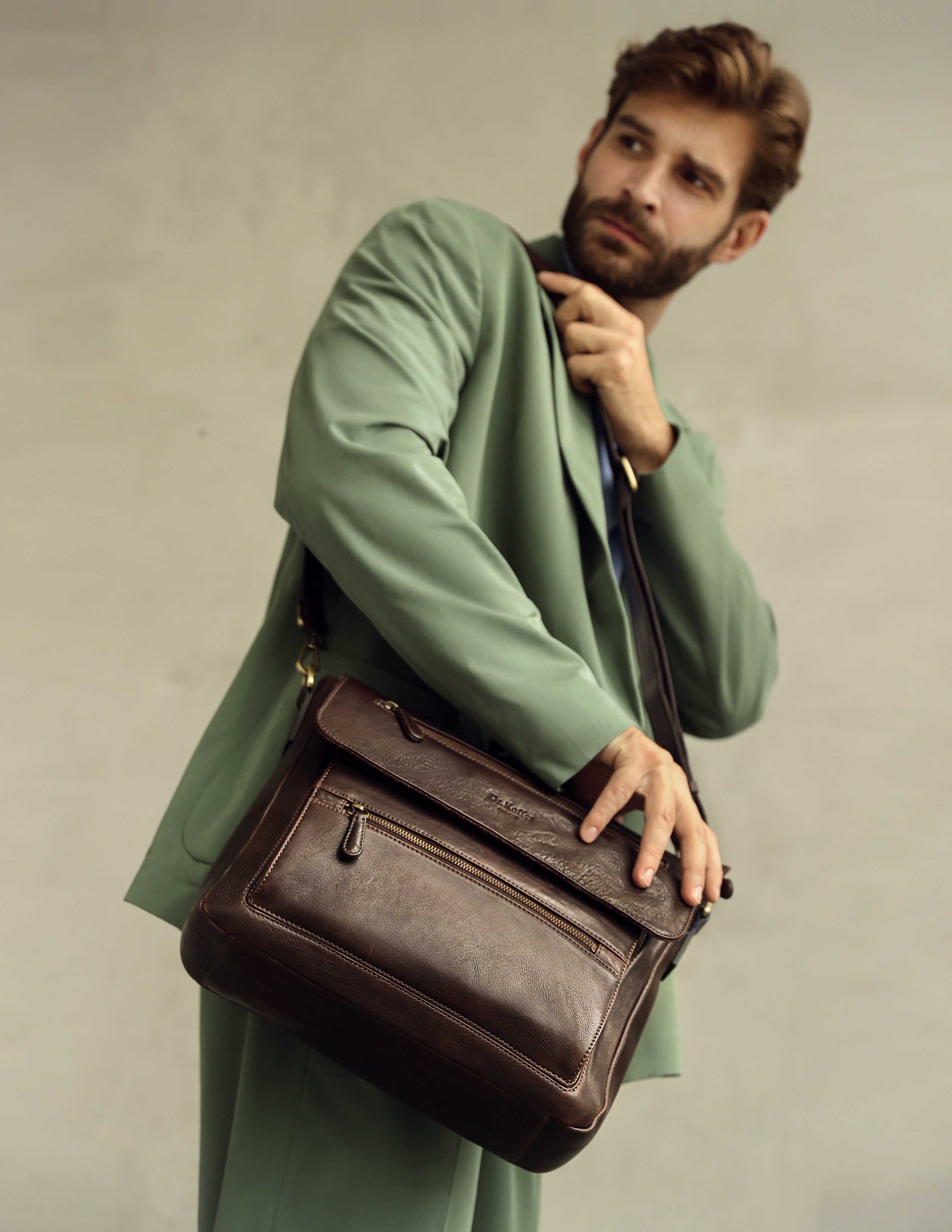 m402603-245-09 сумка для документов M402603-245-09 по акции