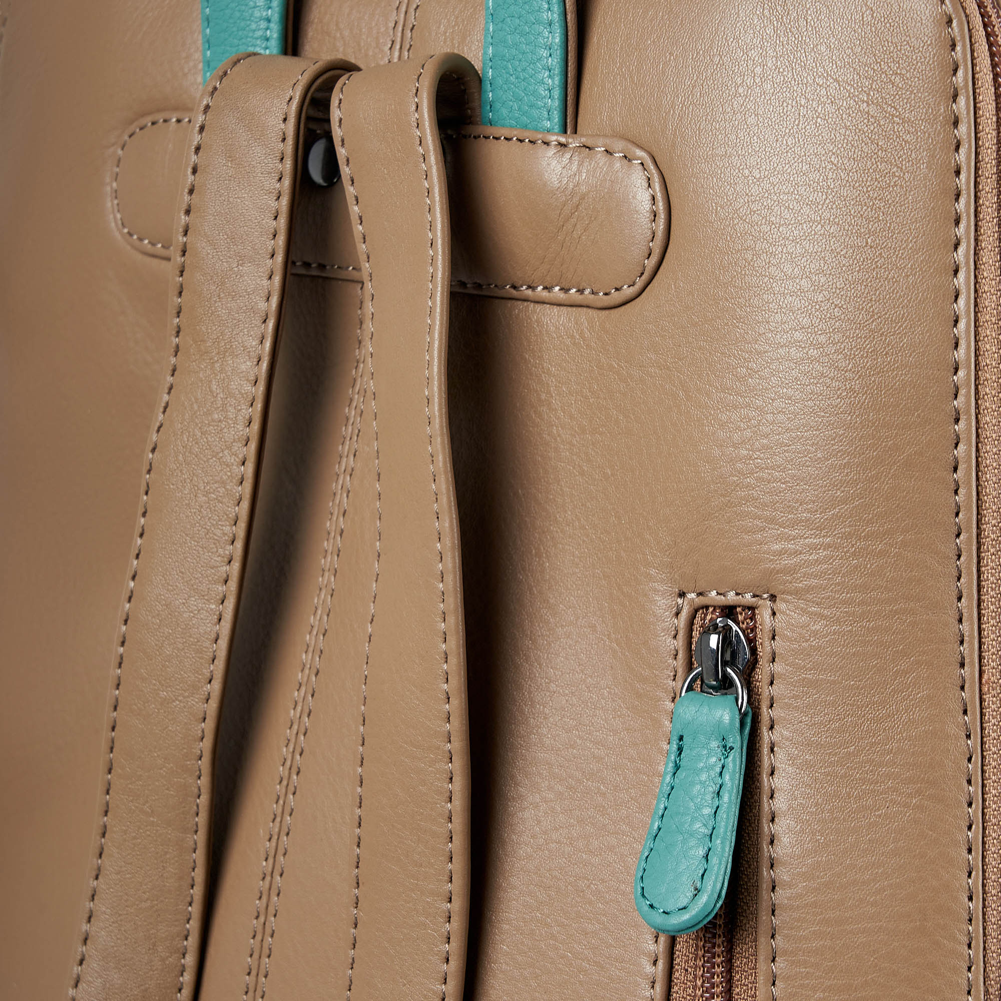 b402737-41-61_70 рюкзак B402737-41-61_70 оригинал