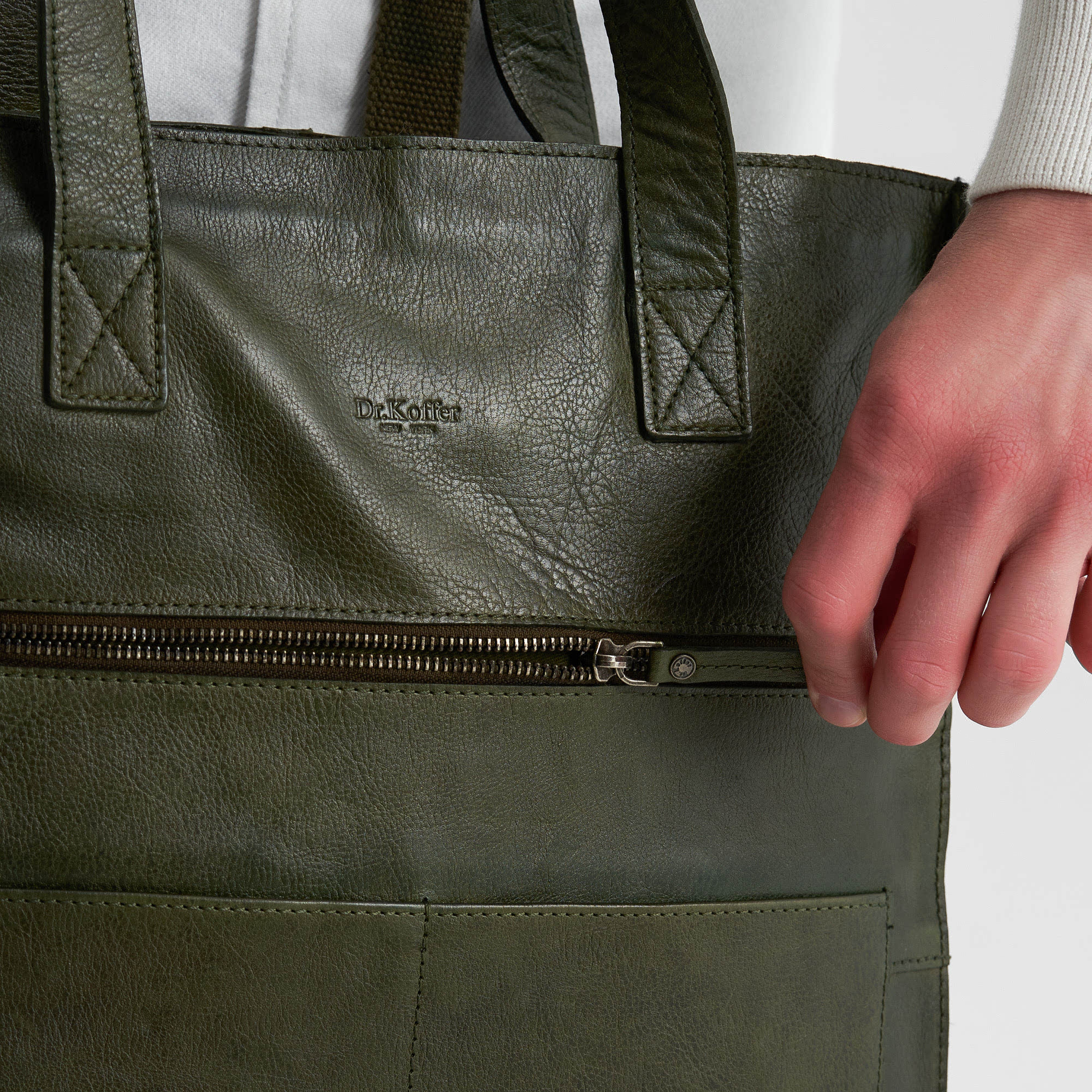 m402831-110-80_65 сумка для документов M402831-110-80_65 на официальном сайте