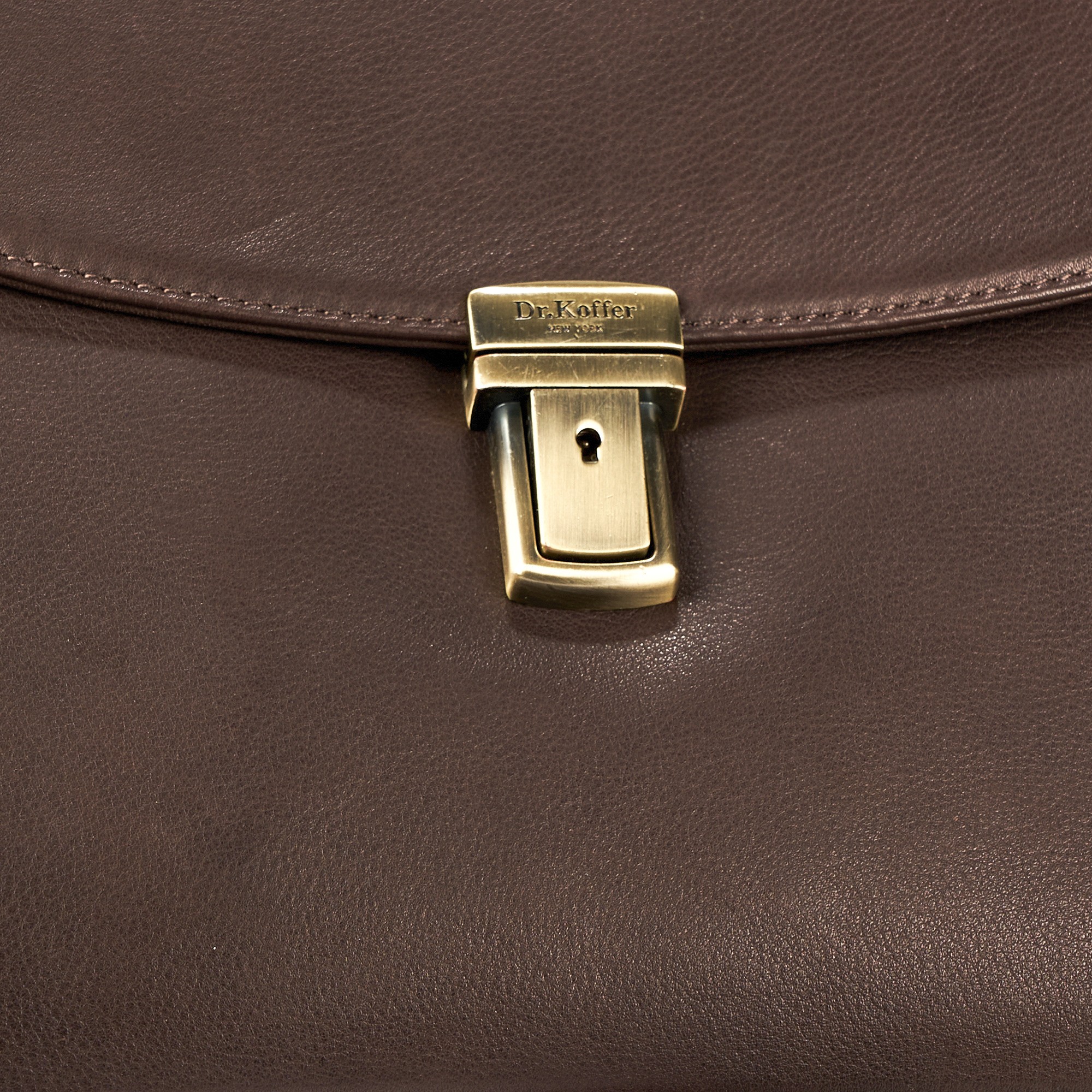 p402173-02-09 портфель P402173-02-09 по распродаже