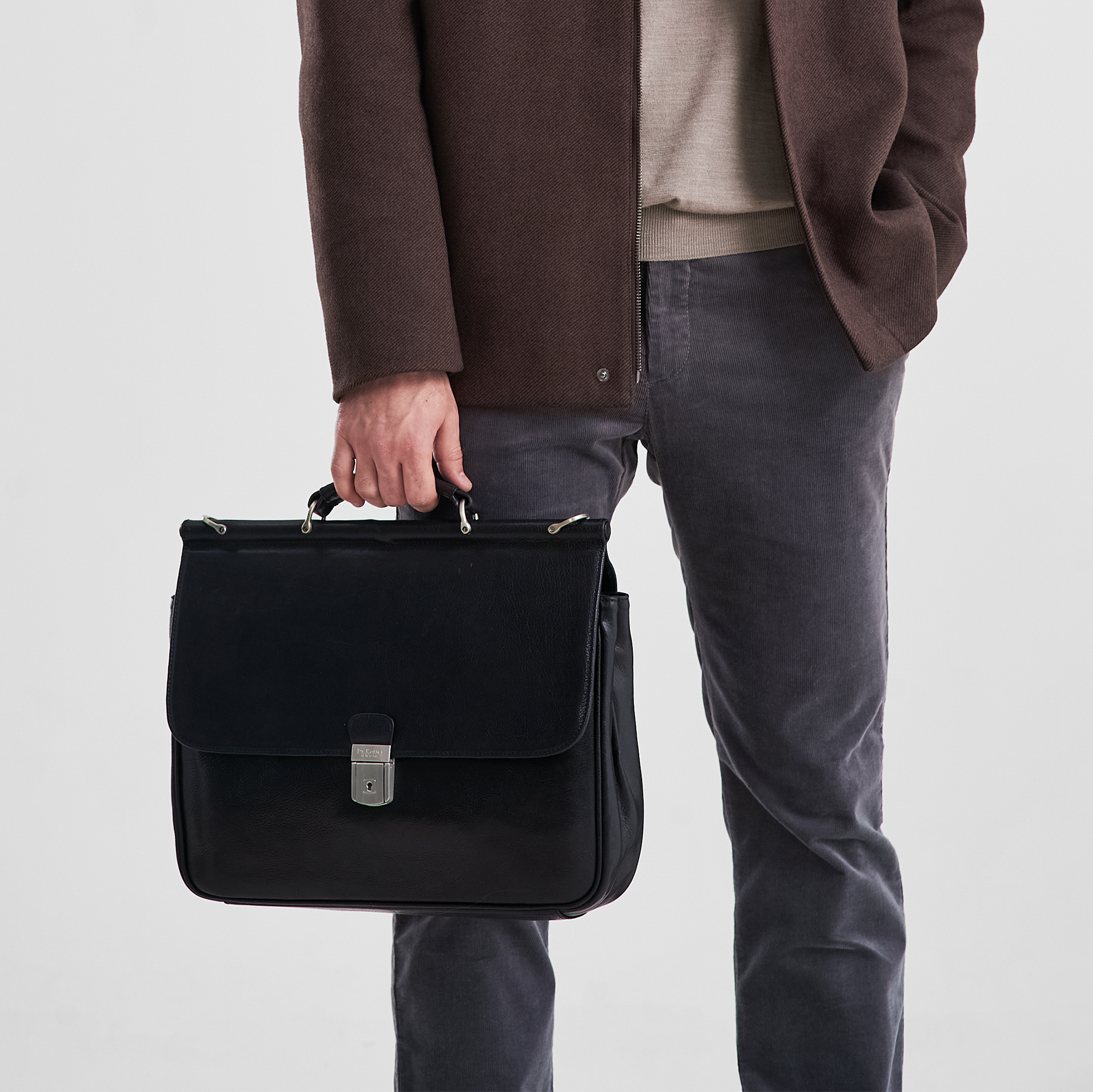 

Др.Коффер P402295-245-04 портфель