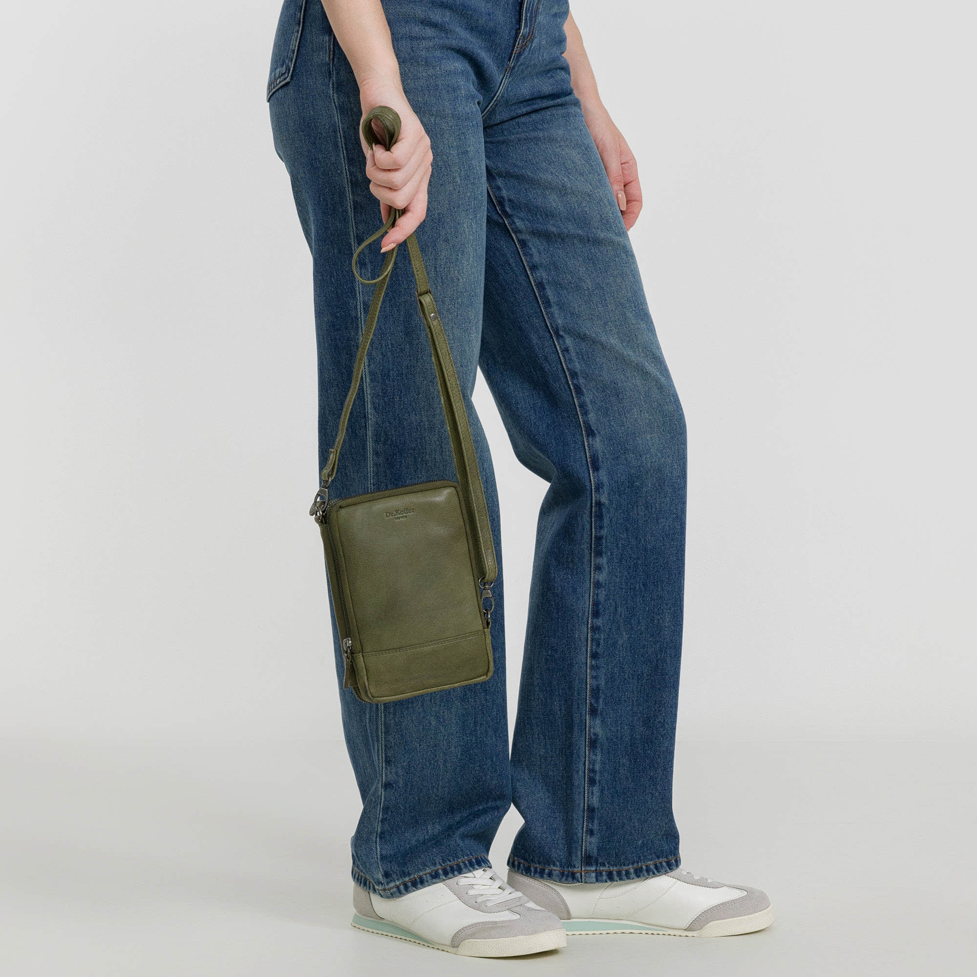 b402879-112-81 сумка через плечо B402879-112-81 с промокодом