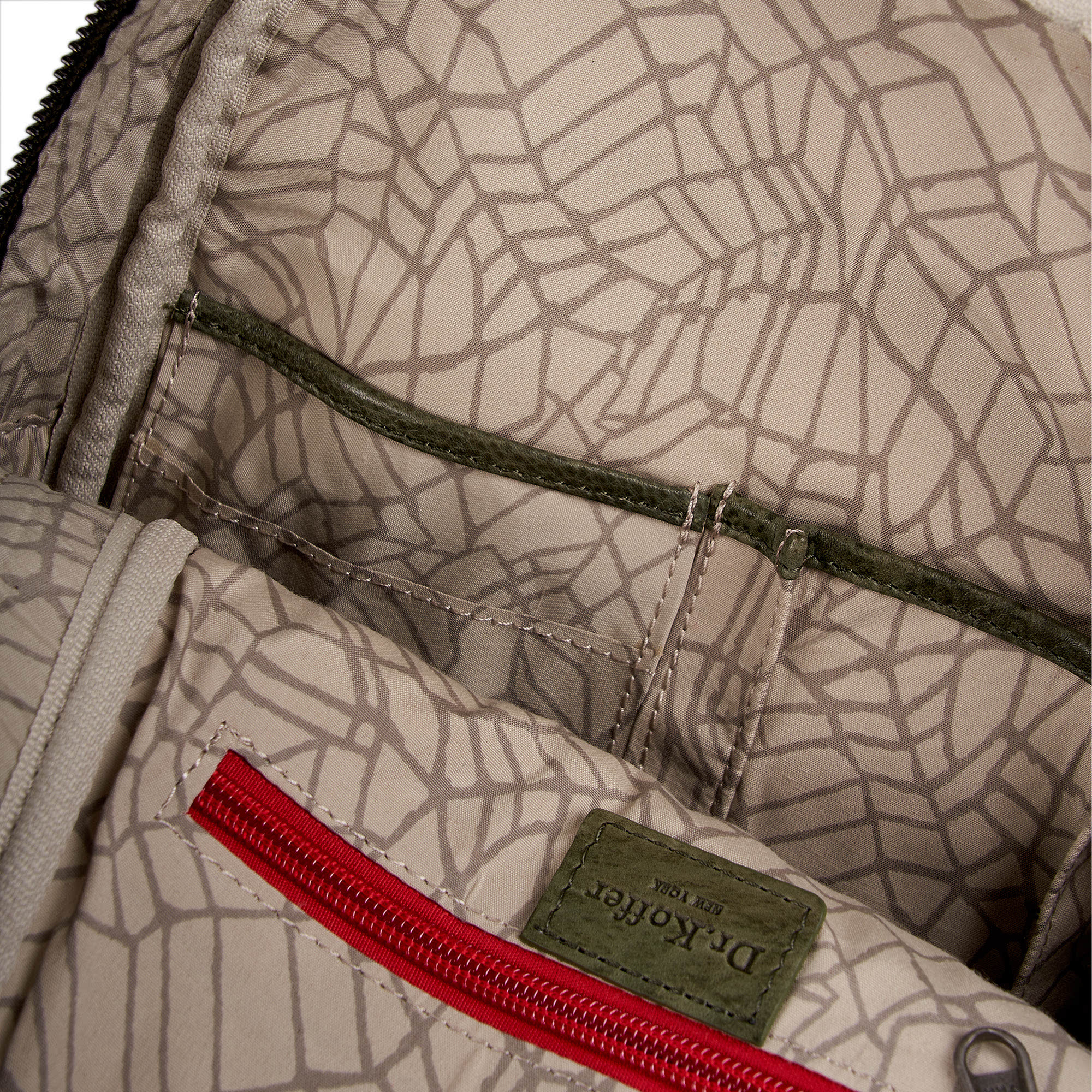 b402865-112-81 рюкзак B402865-112-81 по низкой цене