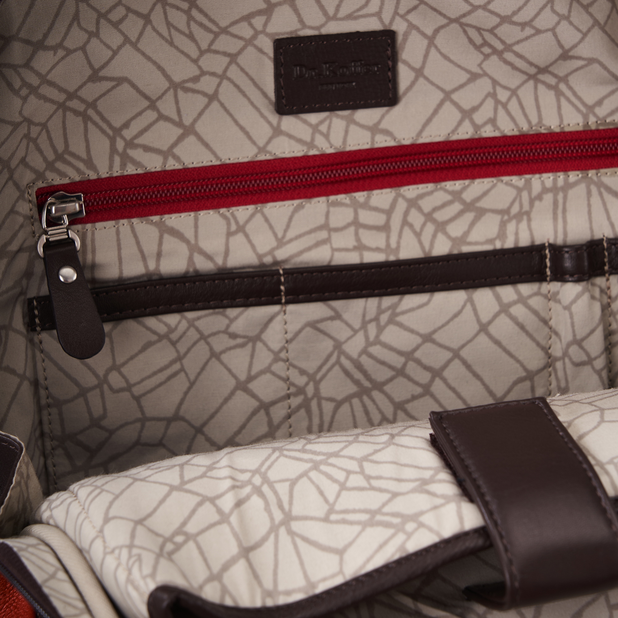 b402780-41-58_09 рюкзак B402780-41-58_09 со скидкой