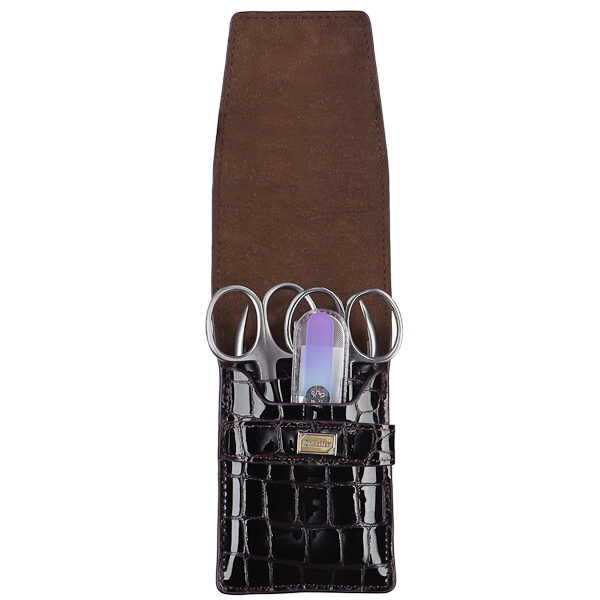 Маникюрные принадлежности в чехле из лакированной тисненой кожи Dr.Koffer X510312-30-09