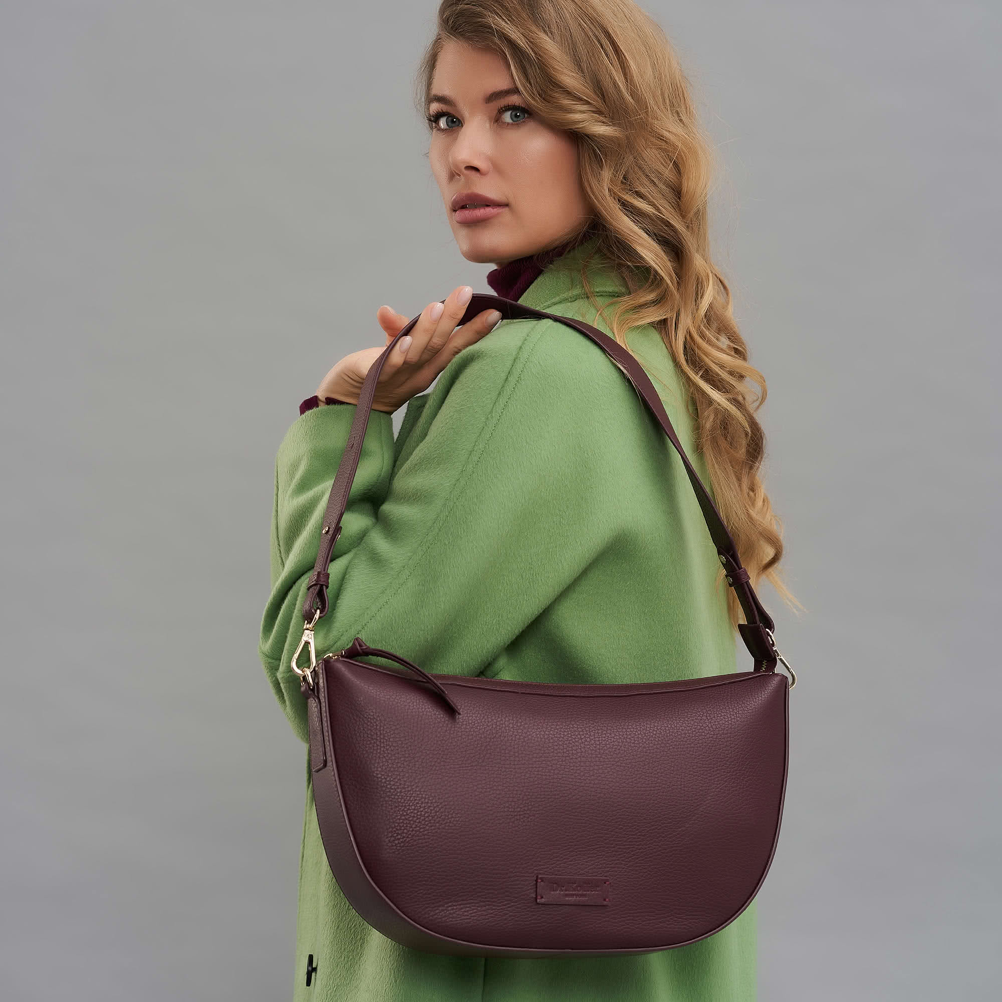 

Др.Коффер 7019SG-95 хобо женское